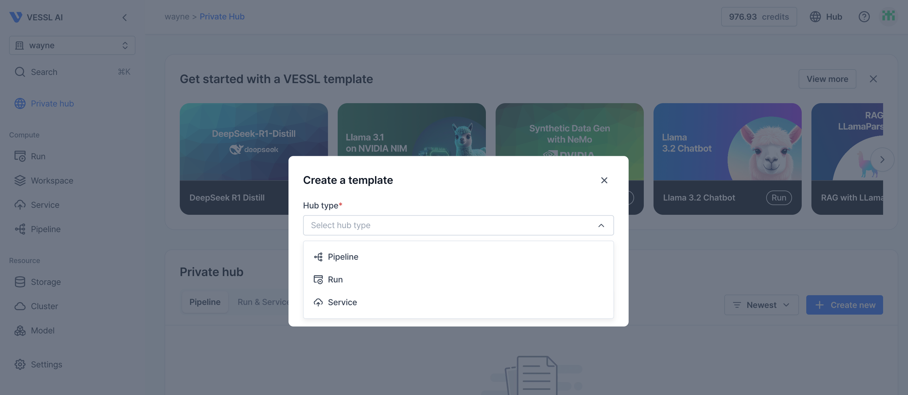 베슬에이아이의 프라이빗 허브에서 템플릿 선택하는 화면 (파이프라인, 런, 서비스)