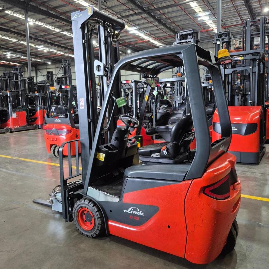 Linde E16C available for hire