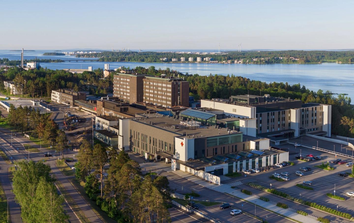 Quattroservices Kaakkois-Suomi sähköurakoitsijaksi Kymenlaakson keskussairaalan perusparannushankkeeseen