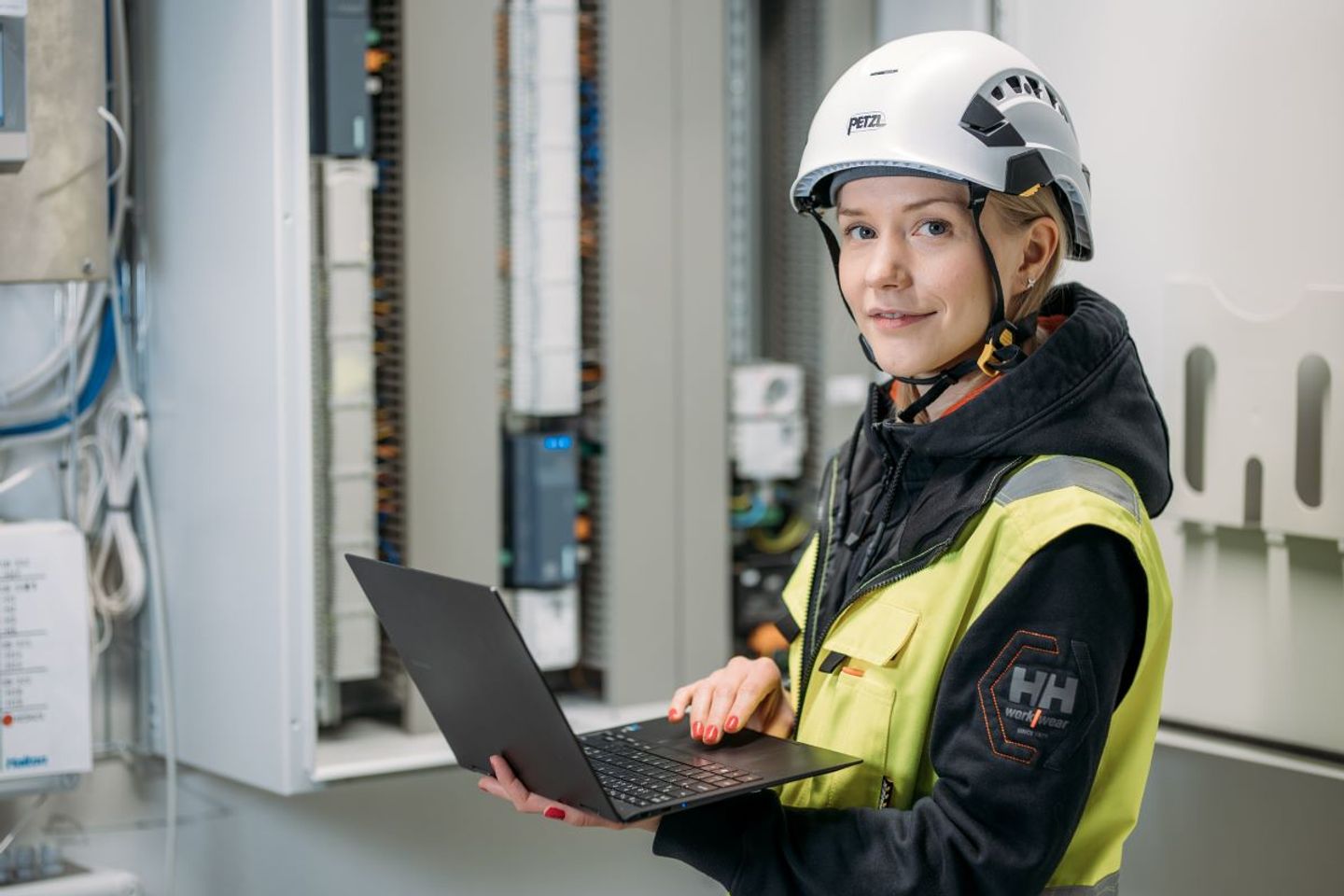 Automaatio-ohjelmoitsijasta projektipäälliköksi