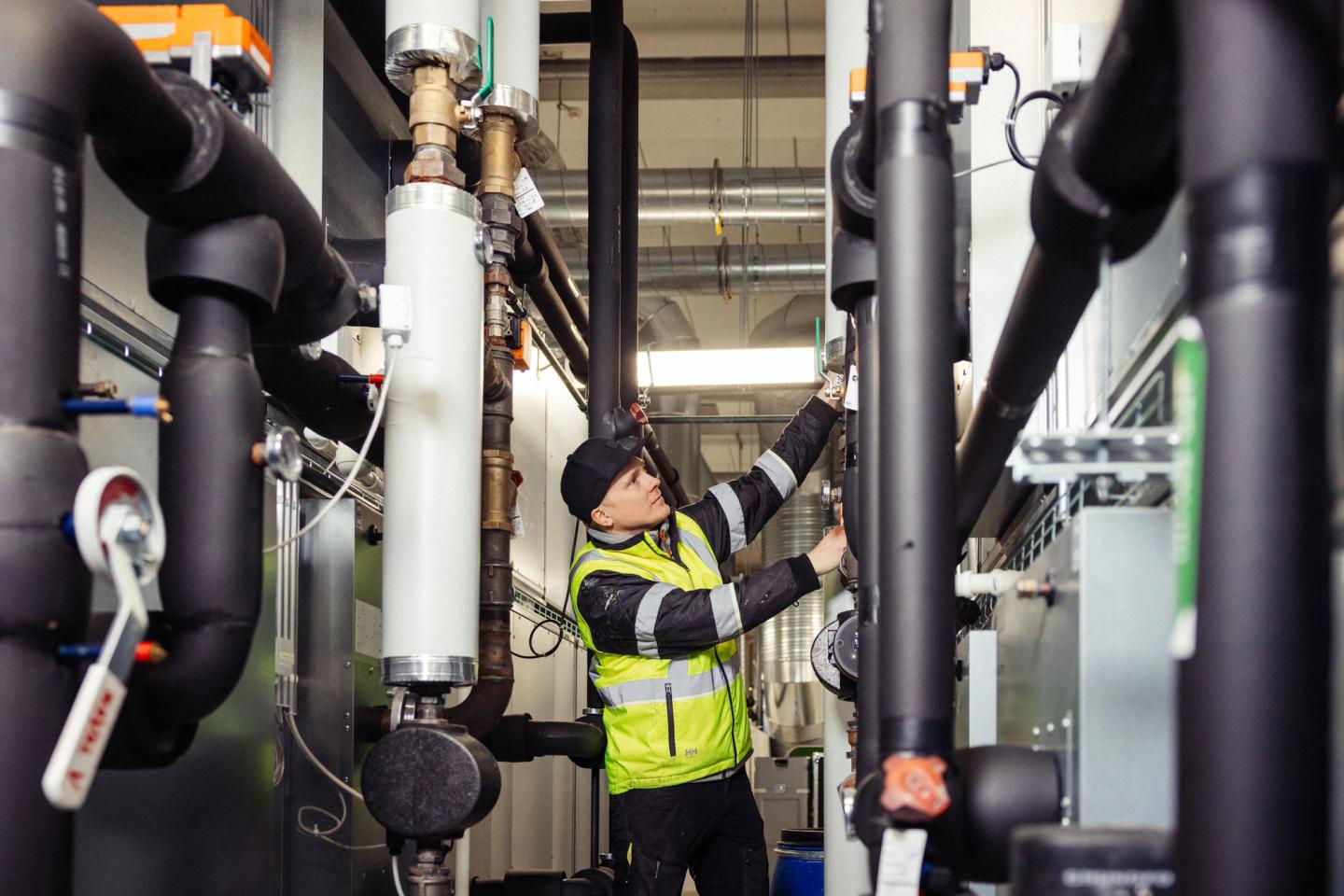 Nimlas kasvatti liikevaihtonsa 334 miljoonaan – Orgaaninen kasvu ennätykselliset 7 %