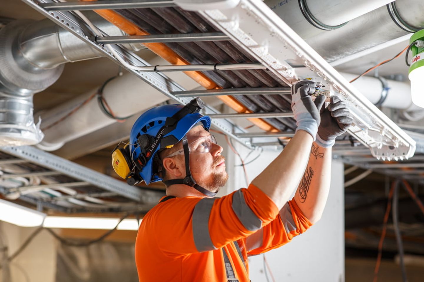 Nimlas ja QMG kasvoivat voimakkaasti – yritysostot jatkuvat Suomessa, Ruotsissa ja Norjassa