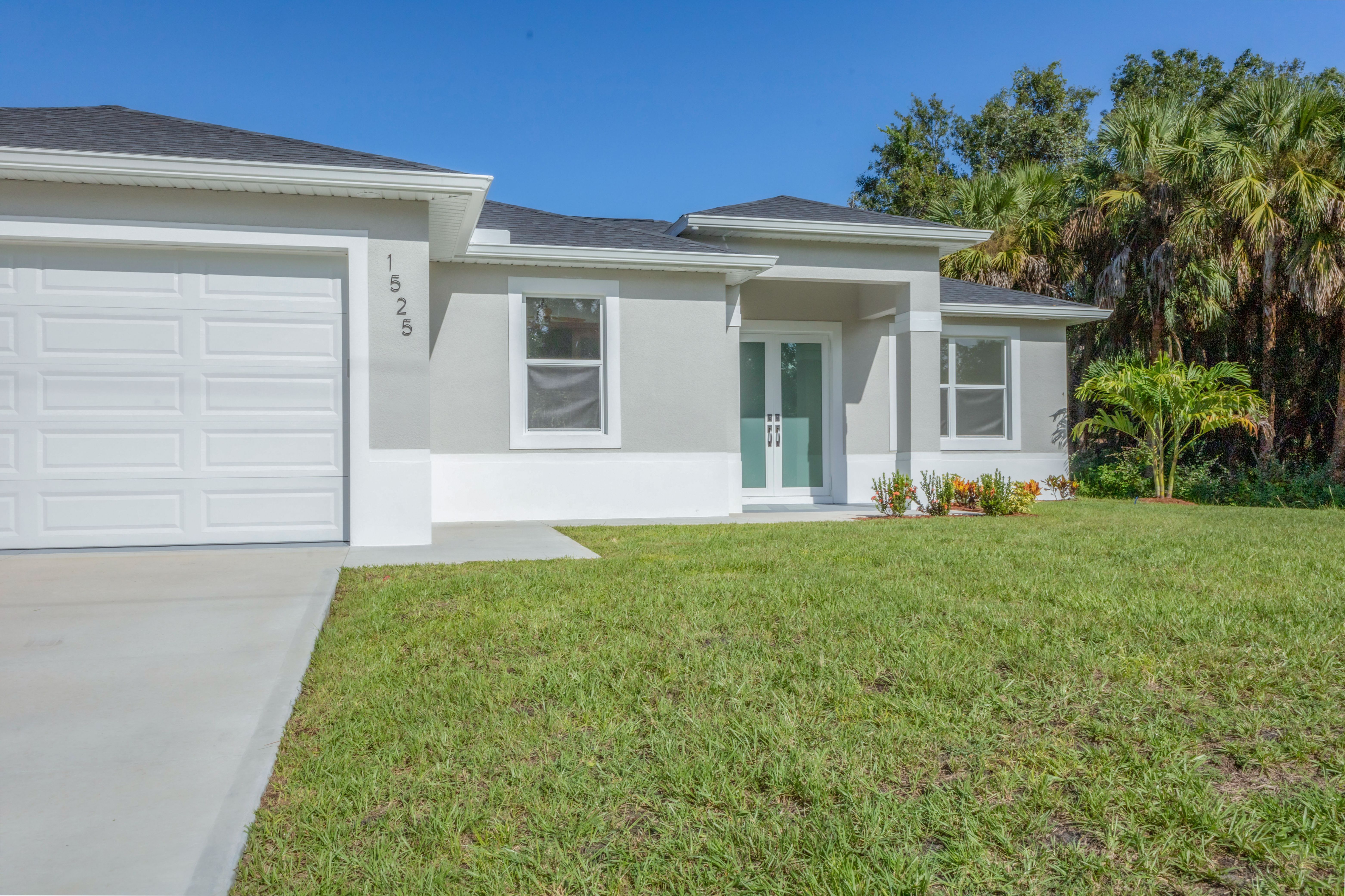 SaraHomes Vizcaya-House Rotonda Florida