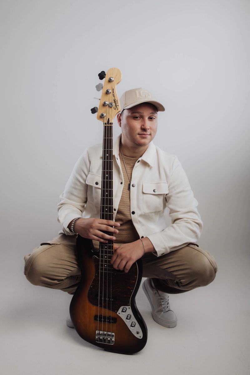 Radek Jablonovský – basa - Radek Jablonovský kapely High 5 Band