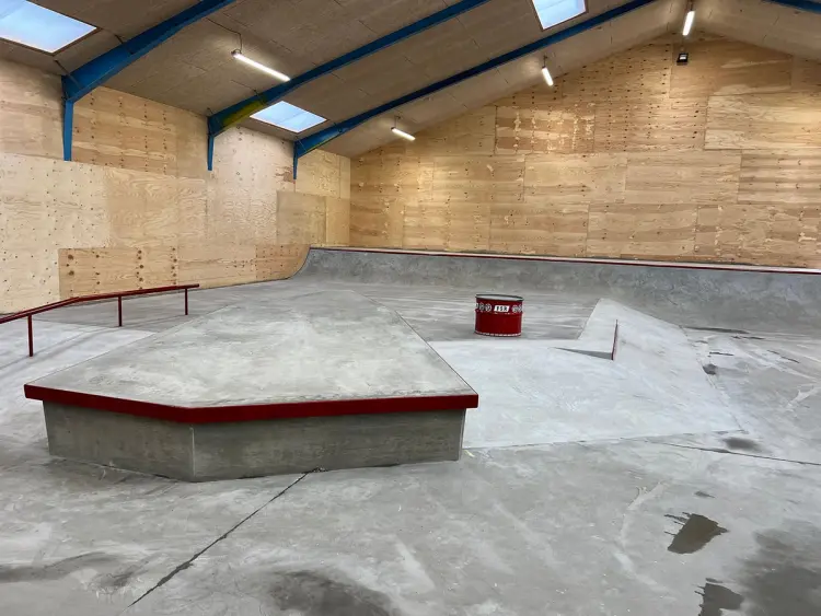 Sønderborg Skatepark støbt i beton over en konstruktion med Sundolitt Letfyld