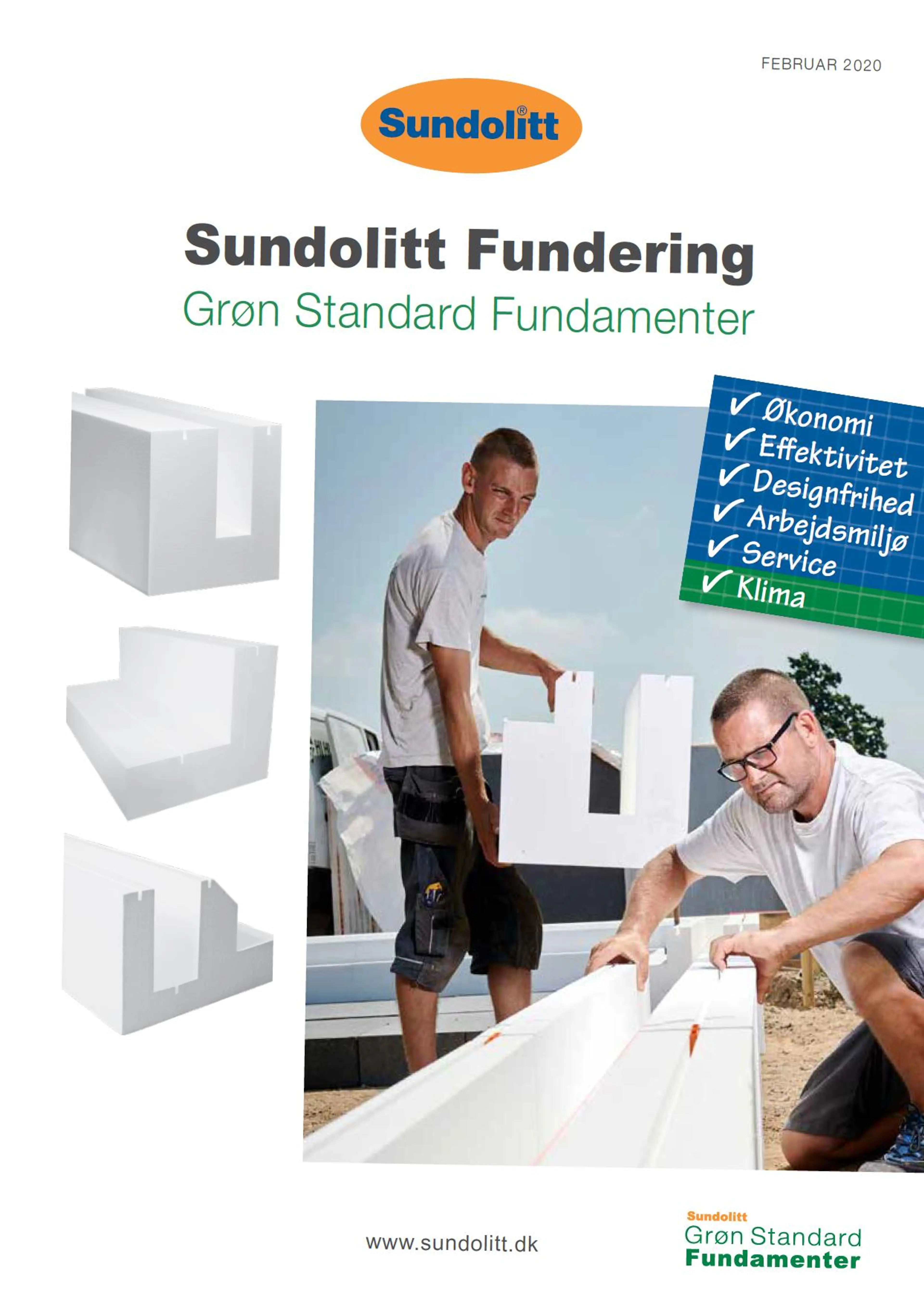 Forsiden af en brochure om Grøn Standard fundamenter. De tre typer elementer er vist ved sidan af billede af to håndværkere i gang med at lægge elementer ud