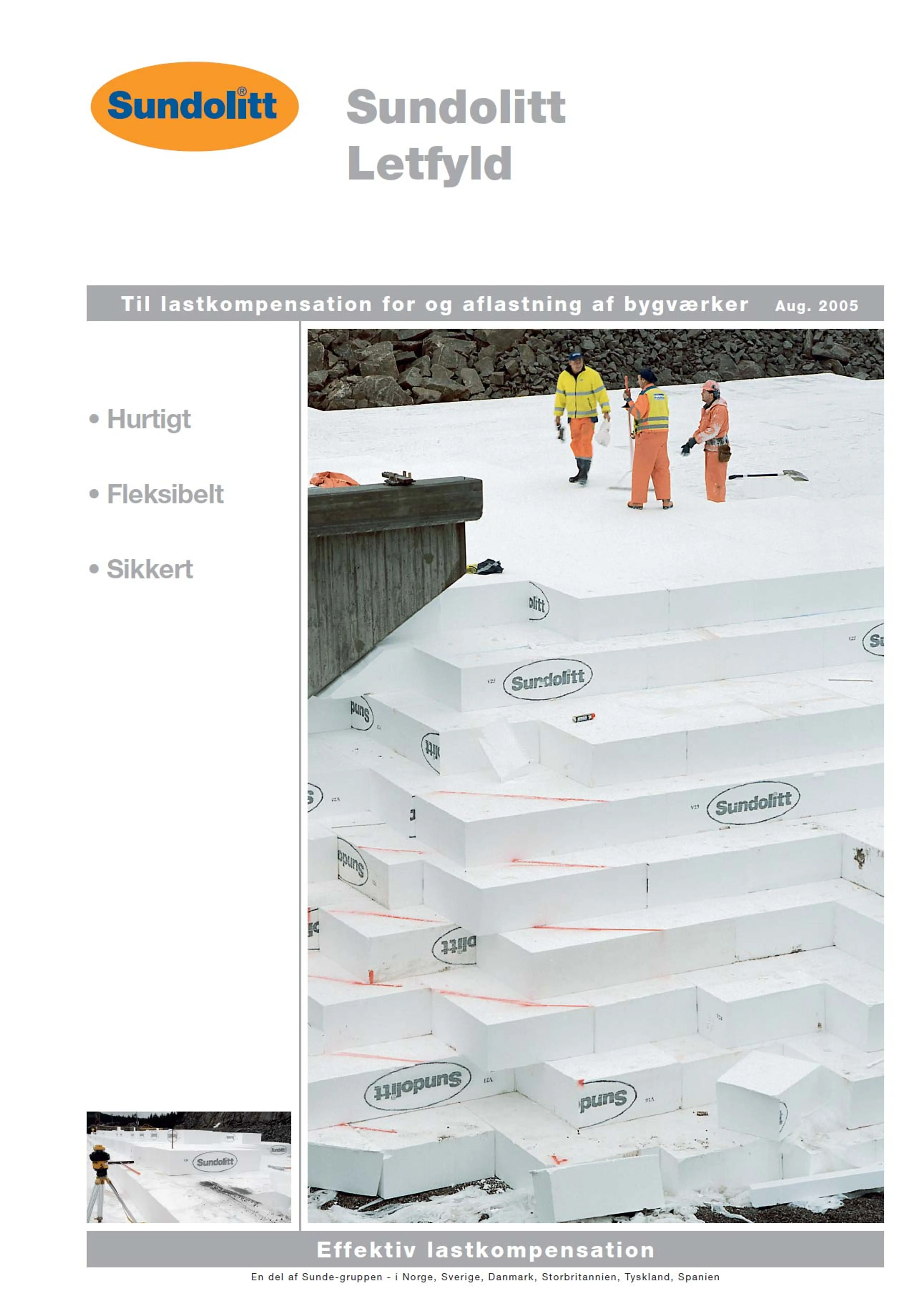 Forside af en brochure om Sundolitt Letfyld som bruges til aflastning af byggerier. På forsiden kan man se tre håndværkere på et bjerg af hvide Sundolitt blokke