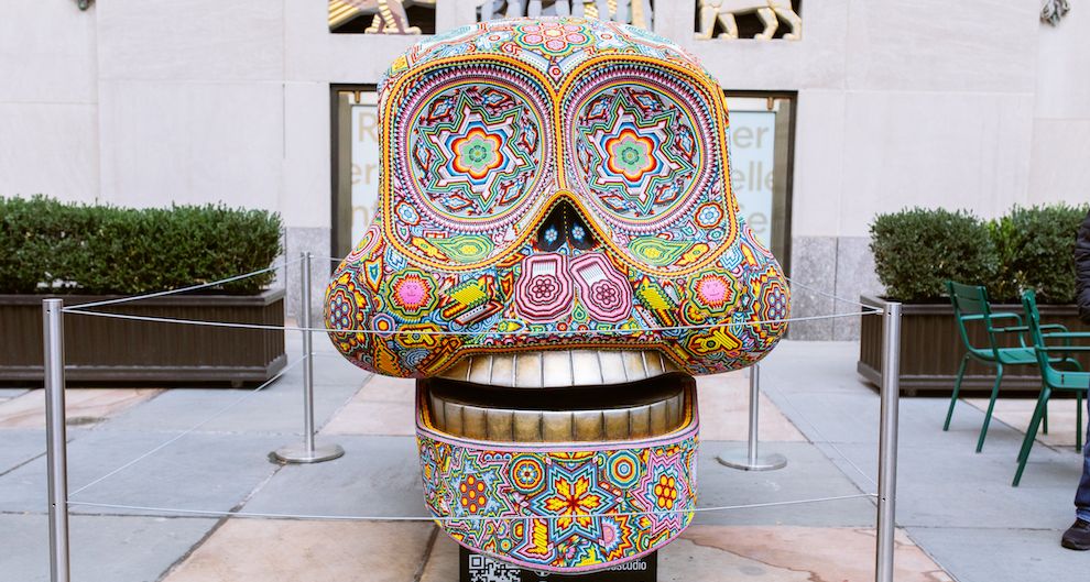 Large sugar skull at Rockefeller Center