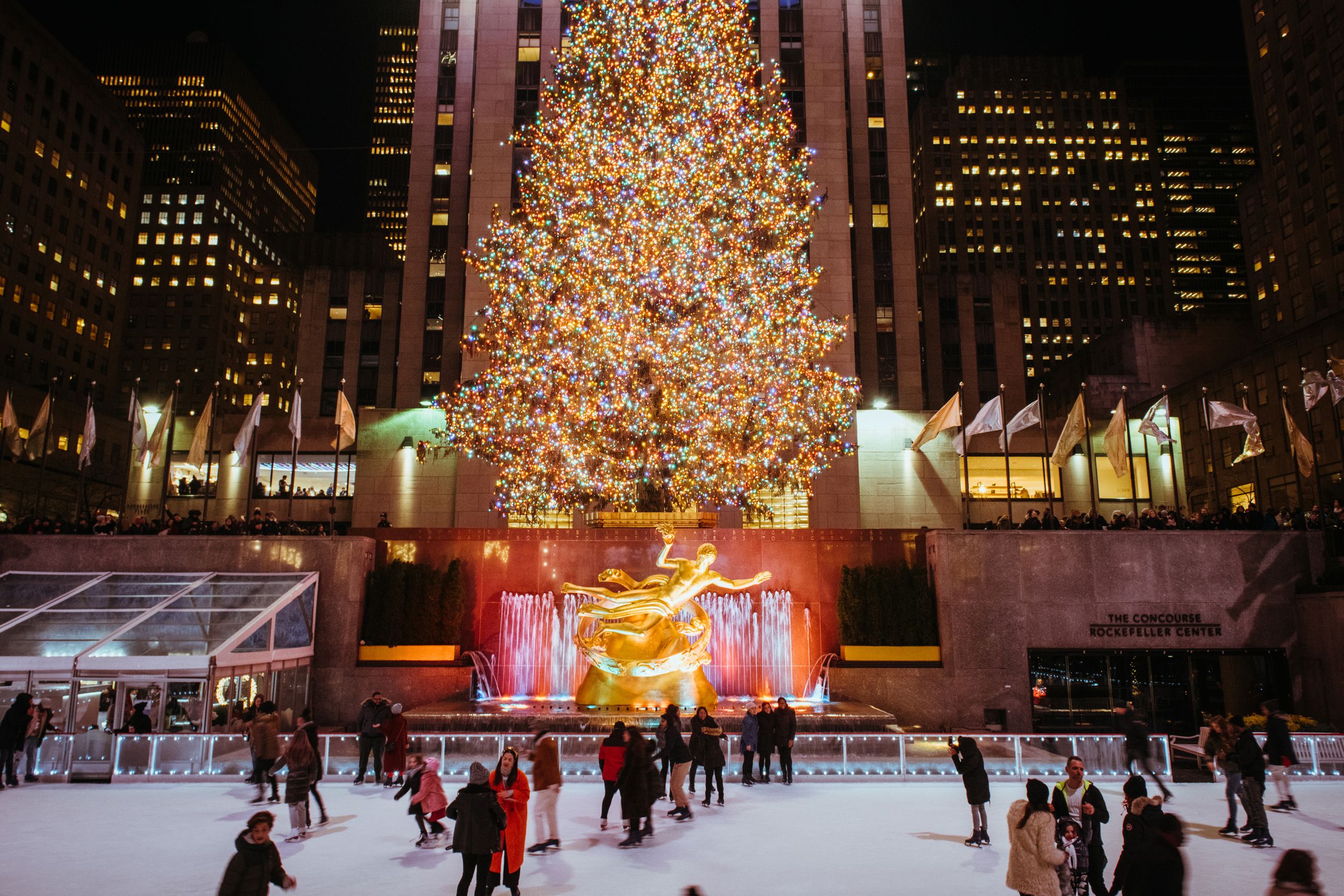 Rockefeller Center | NYC's Famous Cultural Landmark & Observation Deck