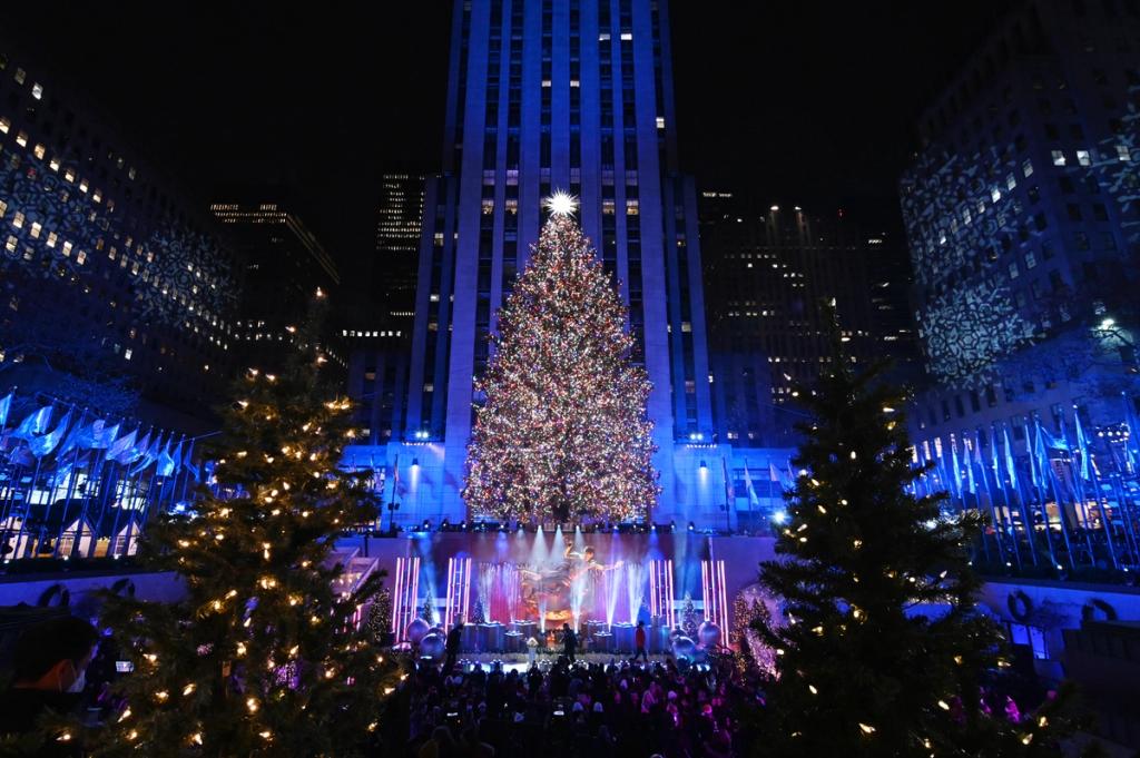 2021 Rockefeller Center Christmas Tree Lighting Ceremony