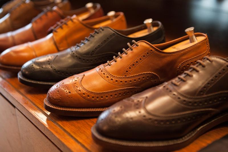 Allen Edmonds leather oxford shoes for men
