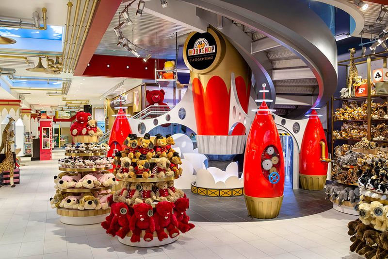 FAO Schwarz Iconic toy store makes NYC comeback at 30 Rock