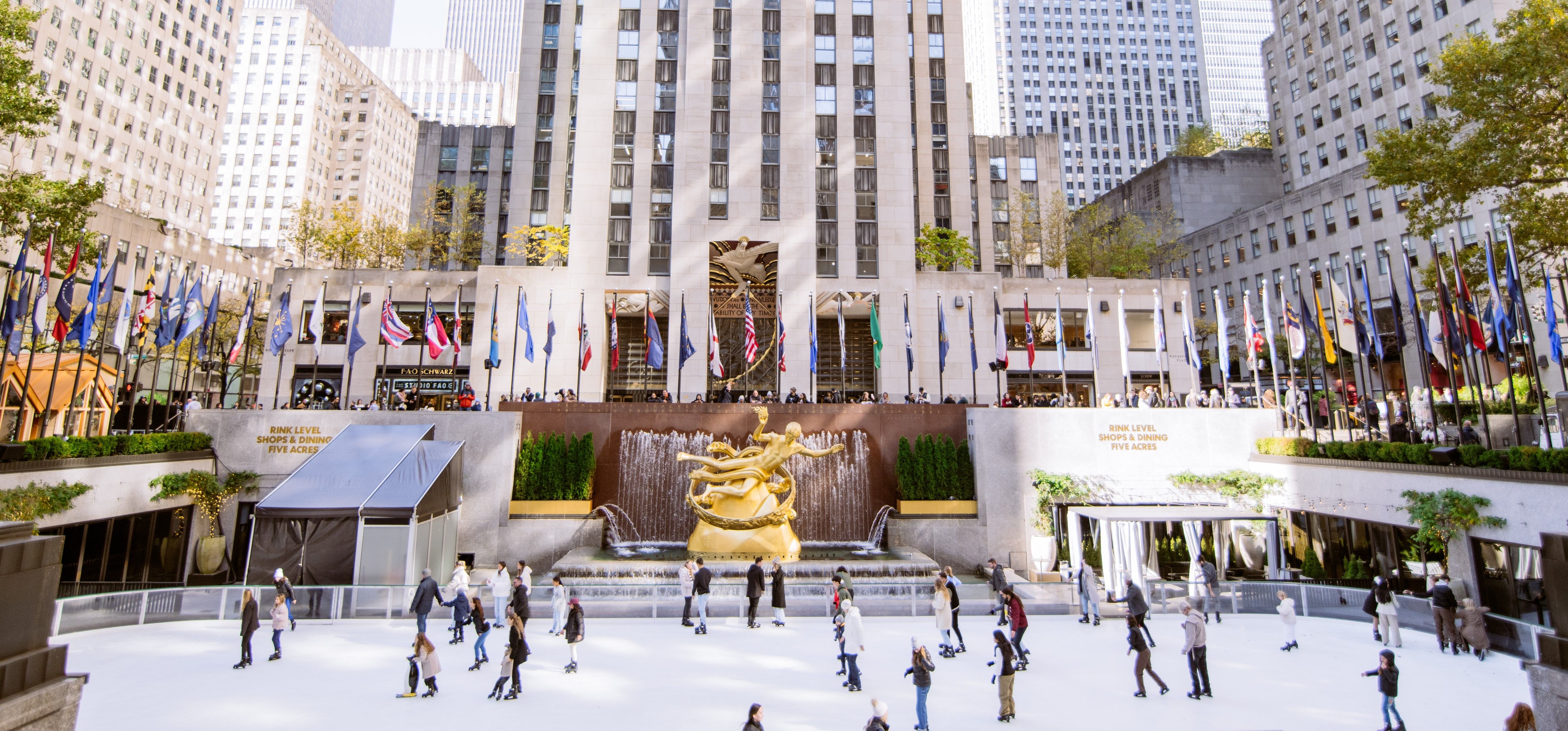 The SKIMS Summer Pop-Up Shop is now open at @RockefellerCenter! Hours: Open  May 16-29 Mon-Sat: 10AM-8PM Sun: 10AM-7PM