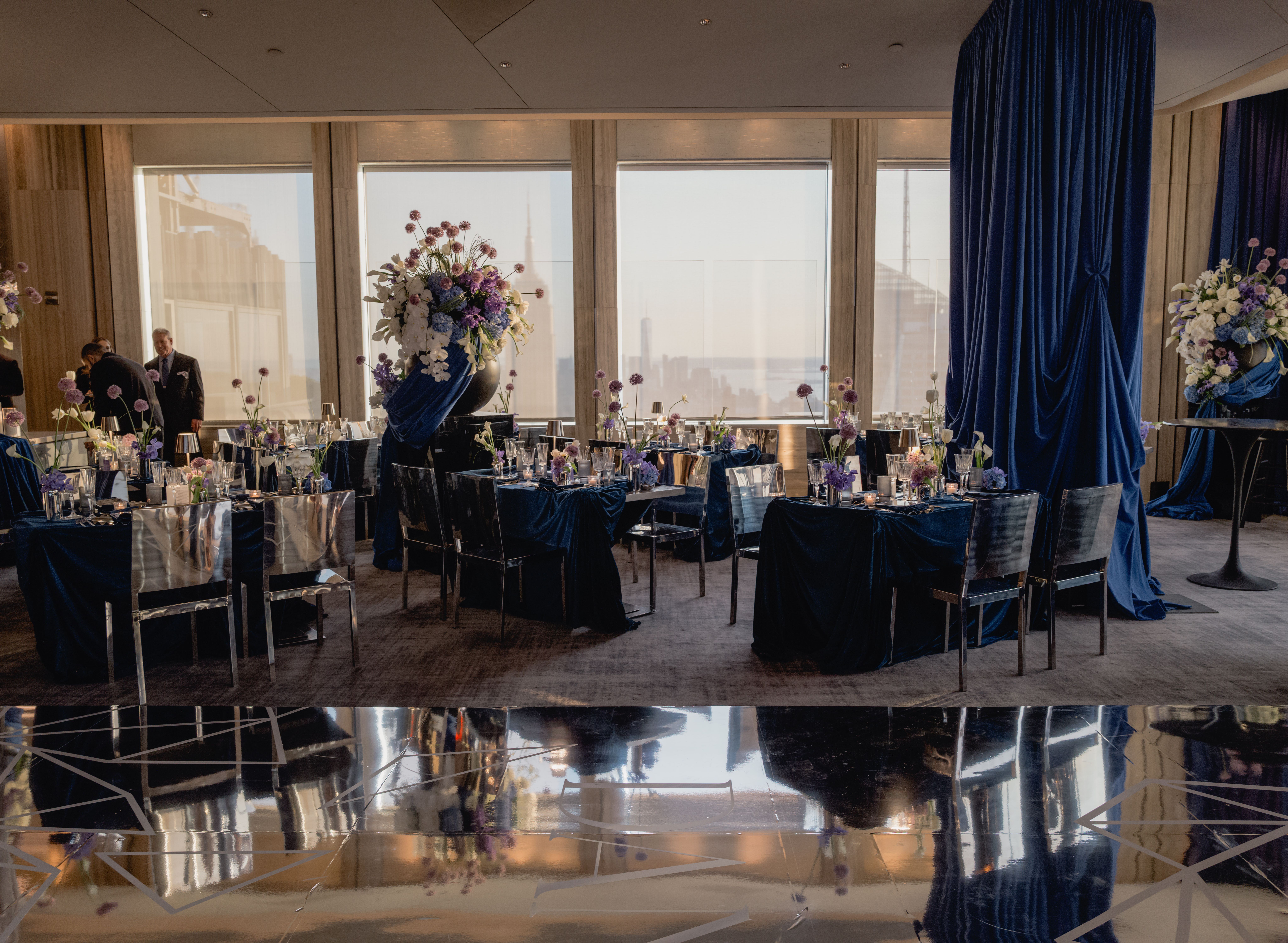 Tablet set for private events