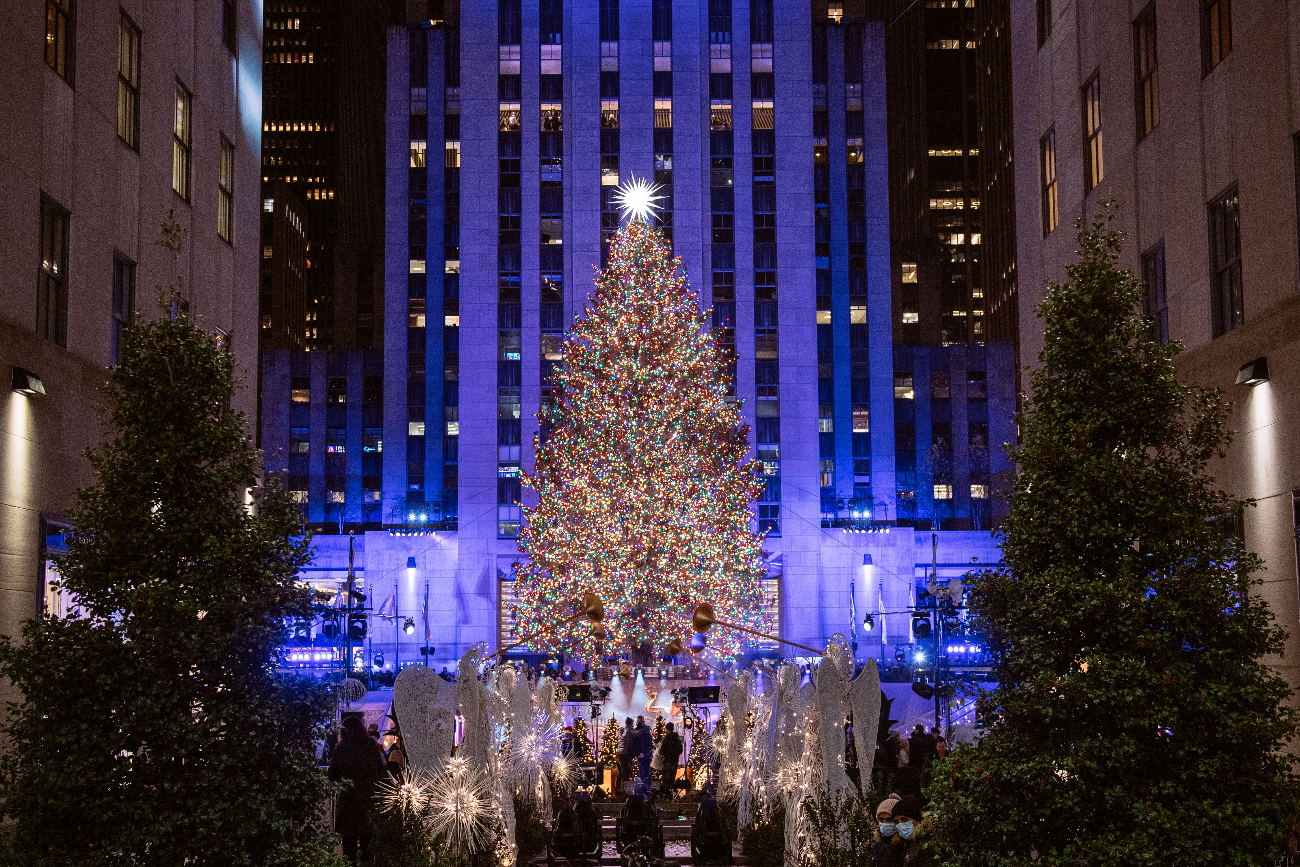 Christmas angels along the Channel Gardens 2021