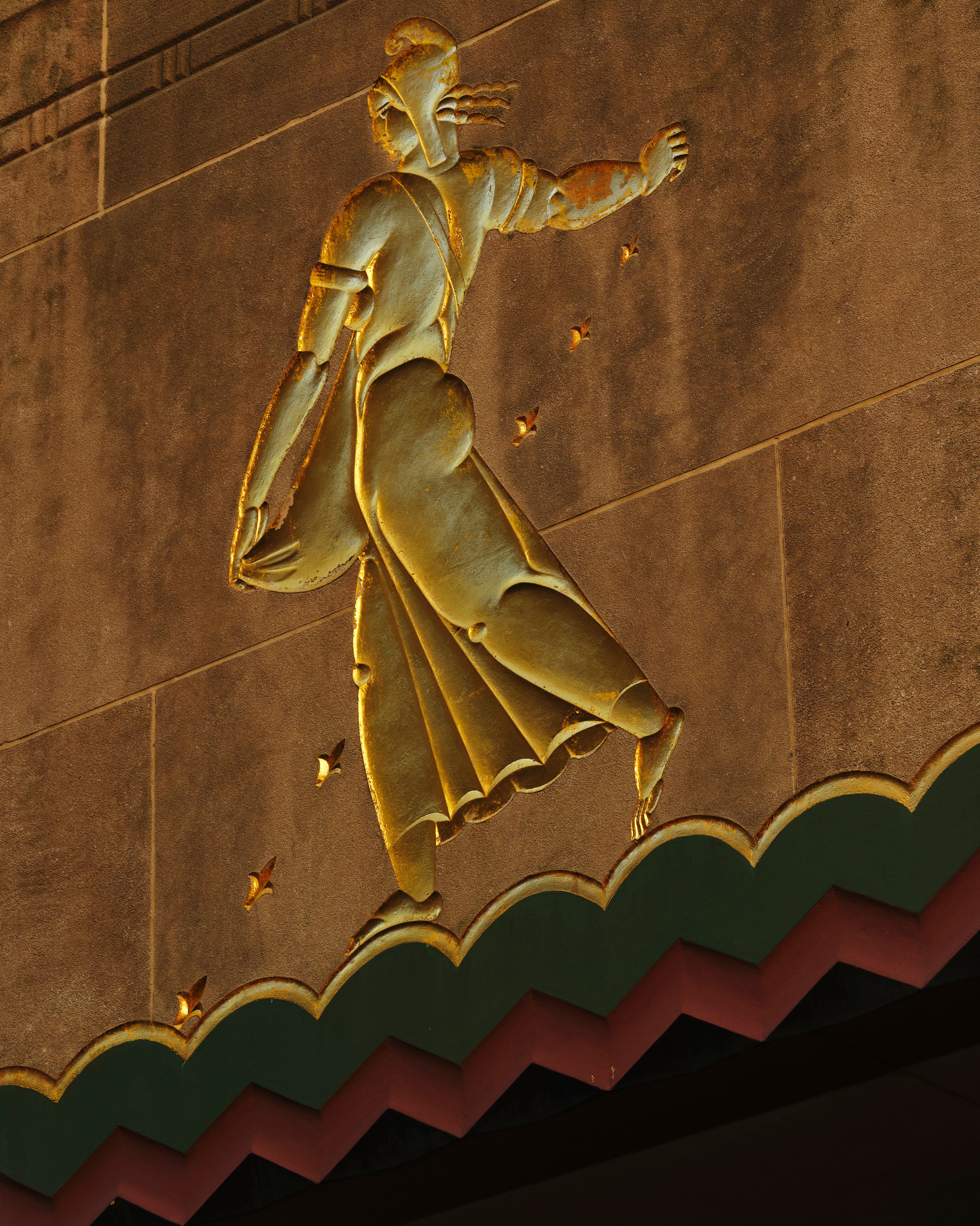 Seeds of Good Citizenship panel sculpture by Lee Lawrie, above Channel Gardens entrance of La Maison Francaise.