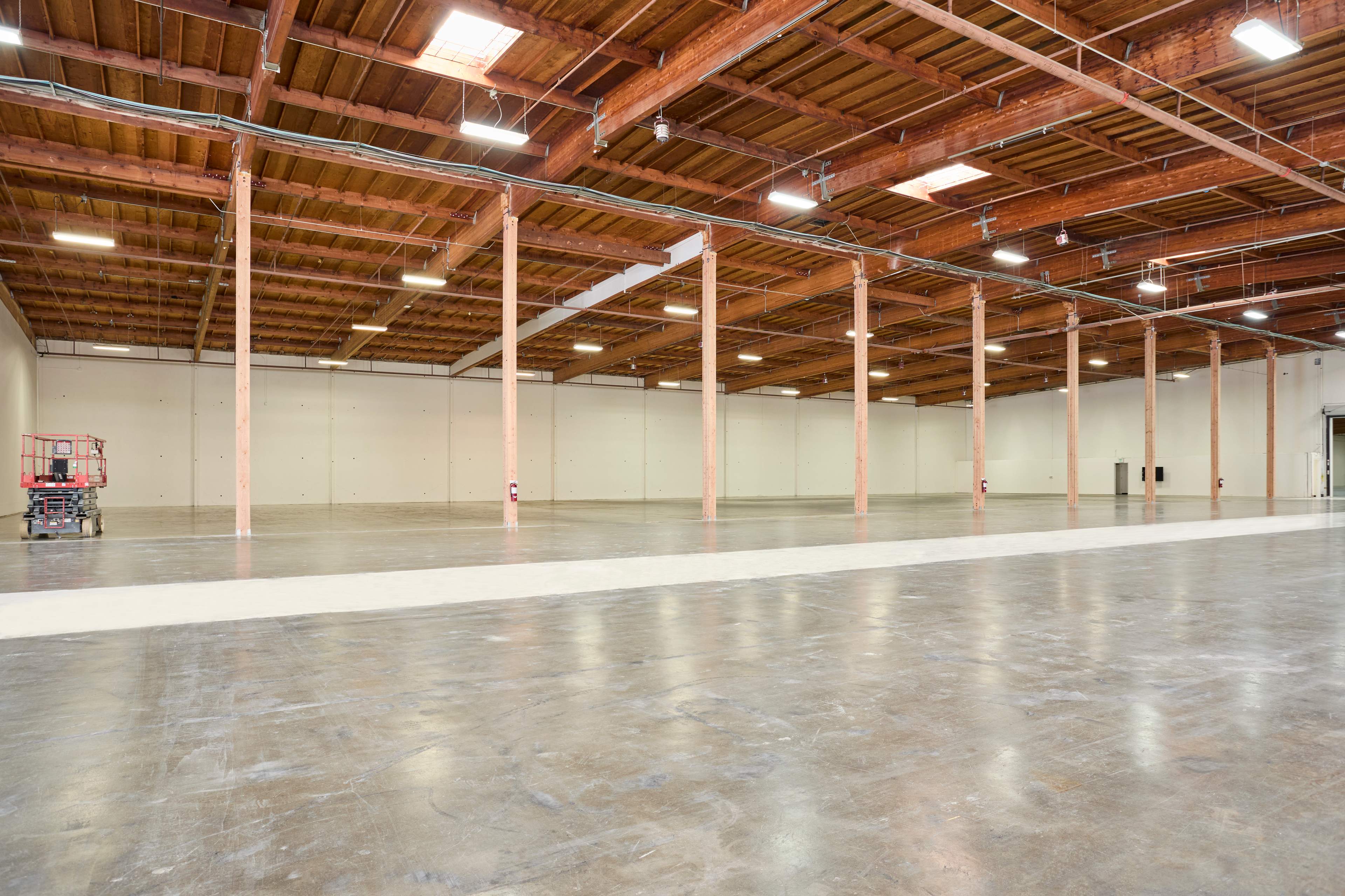 2225 Jerrold interior D