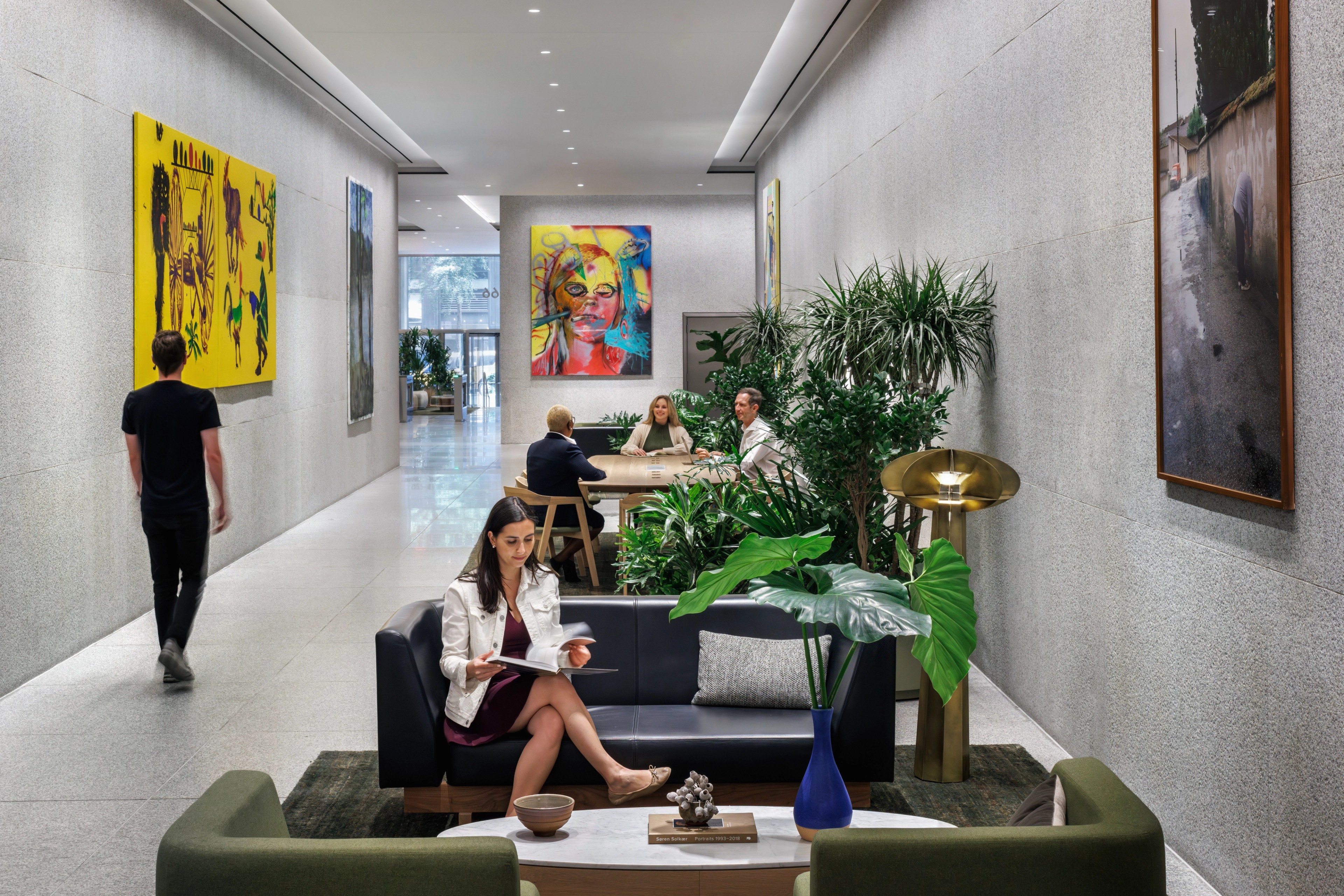 Customer lounge