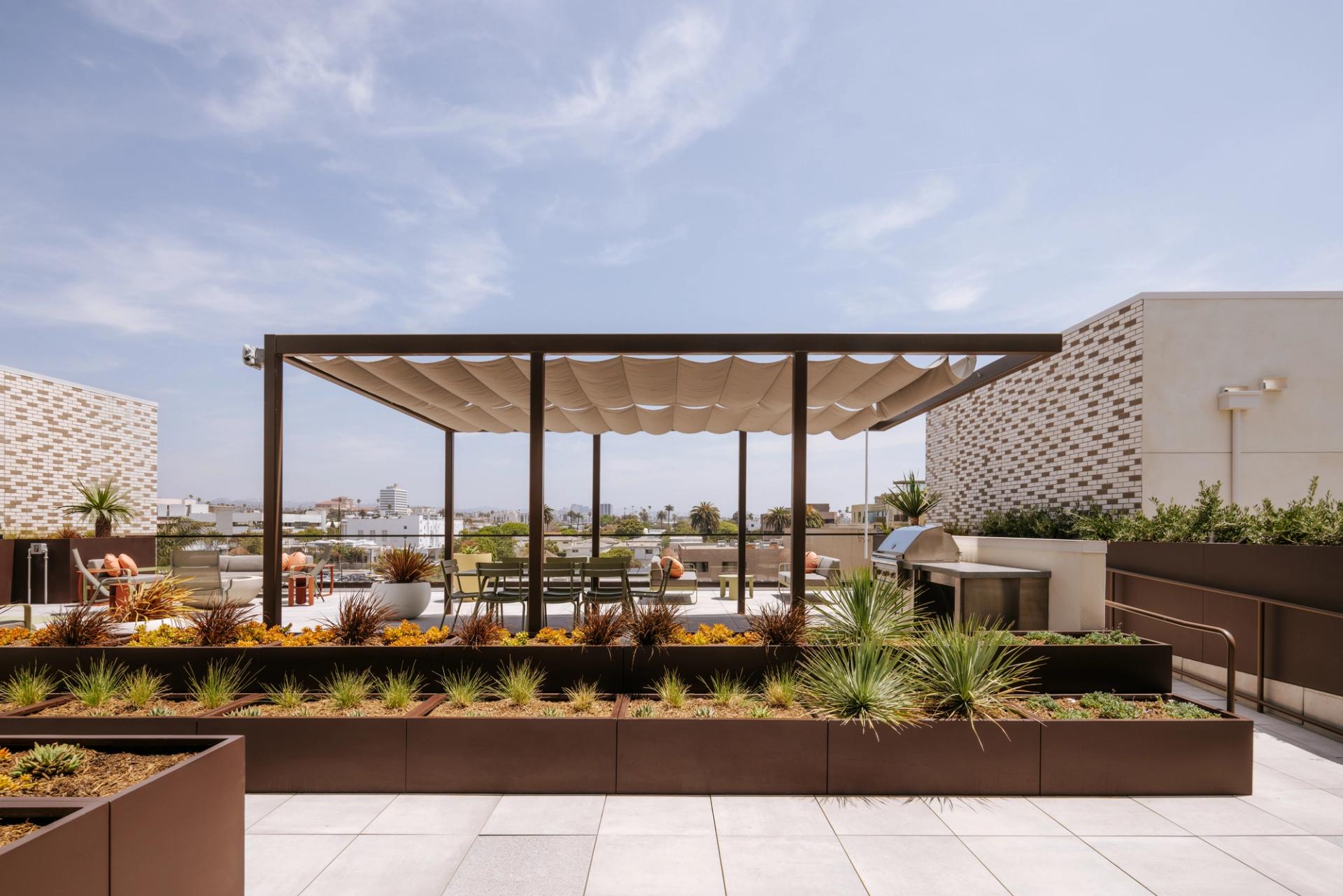 1430 Lincoln | Barbecue stations offer a simple way to gather over food and sweeping ocean views