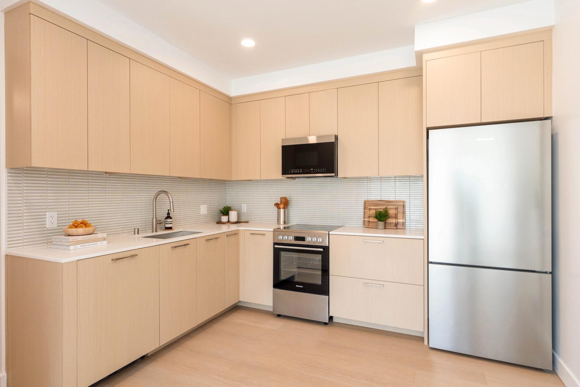 Streamlined kitchens designed for everyday ease and effortless living