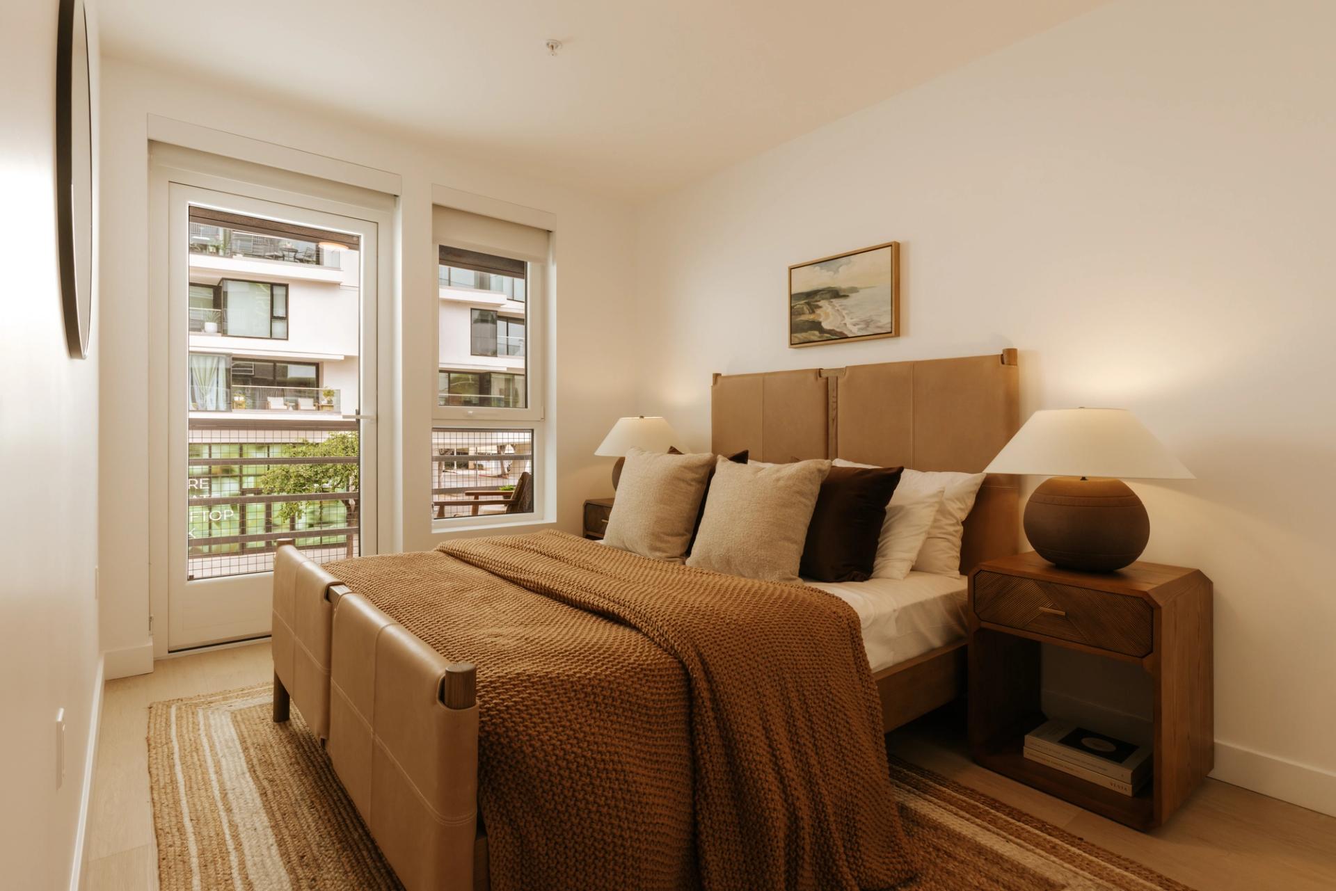 A quiet retreat filled with natural light and soft coastal warmth