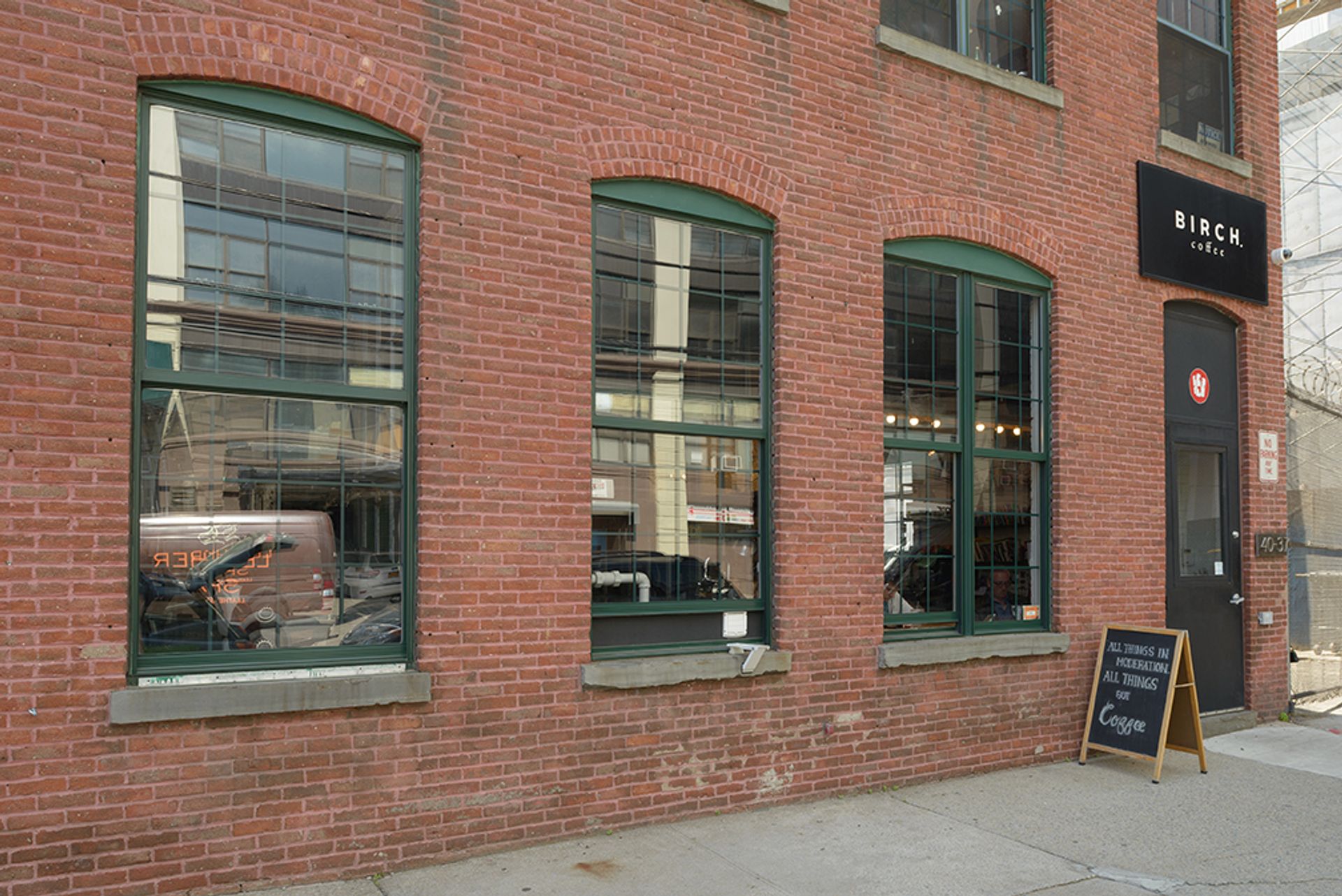 Image 09