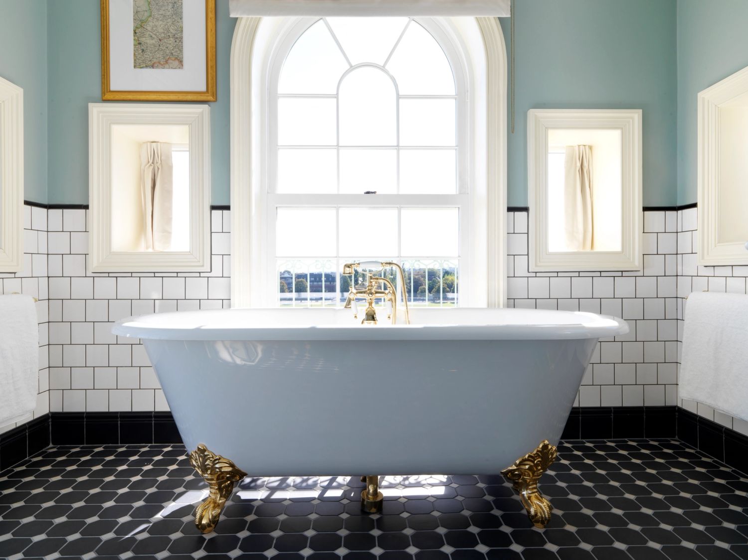 image-3325a2f5dd1bbe57b3d0cada66f846c858d98608-8268x6197-jpg