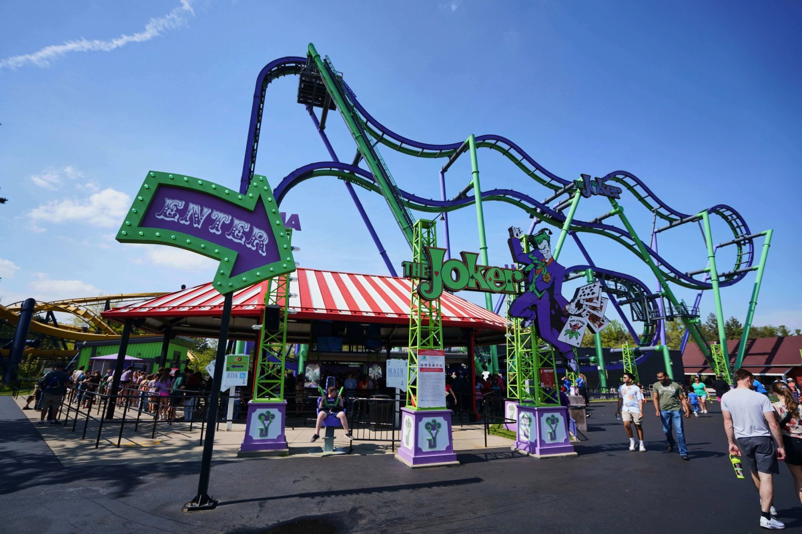 Best Time to Visit Six Flags Great America in July at Six Flags Great America