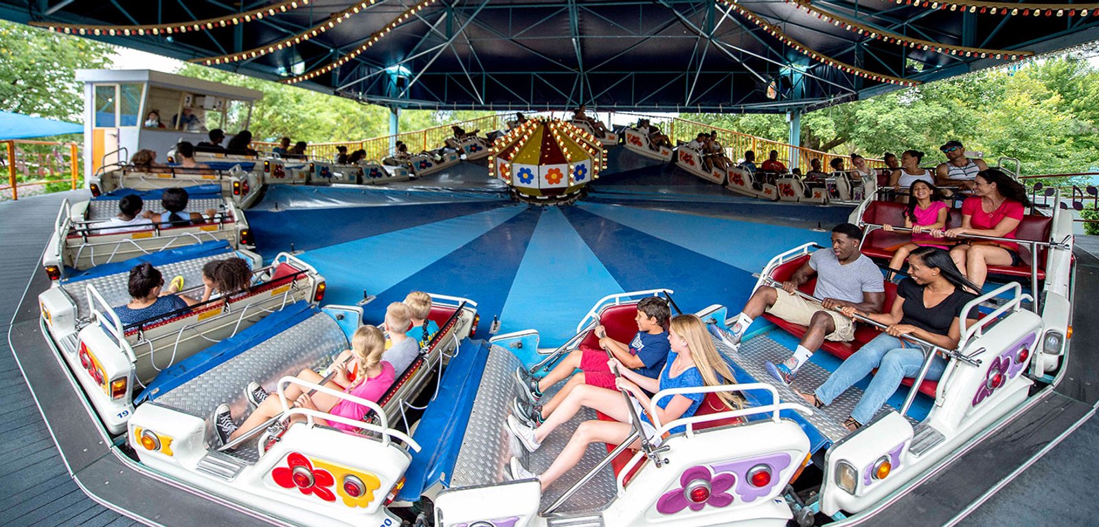 Best Time to Visit Dorney Park & Wildwater Kingdom in July at Dorney Park & Wildwater Kingdom