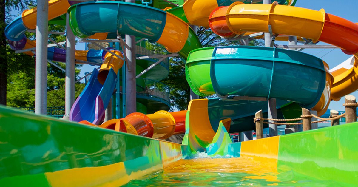 Six Flags Hurricane Harbor, Arlington