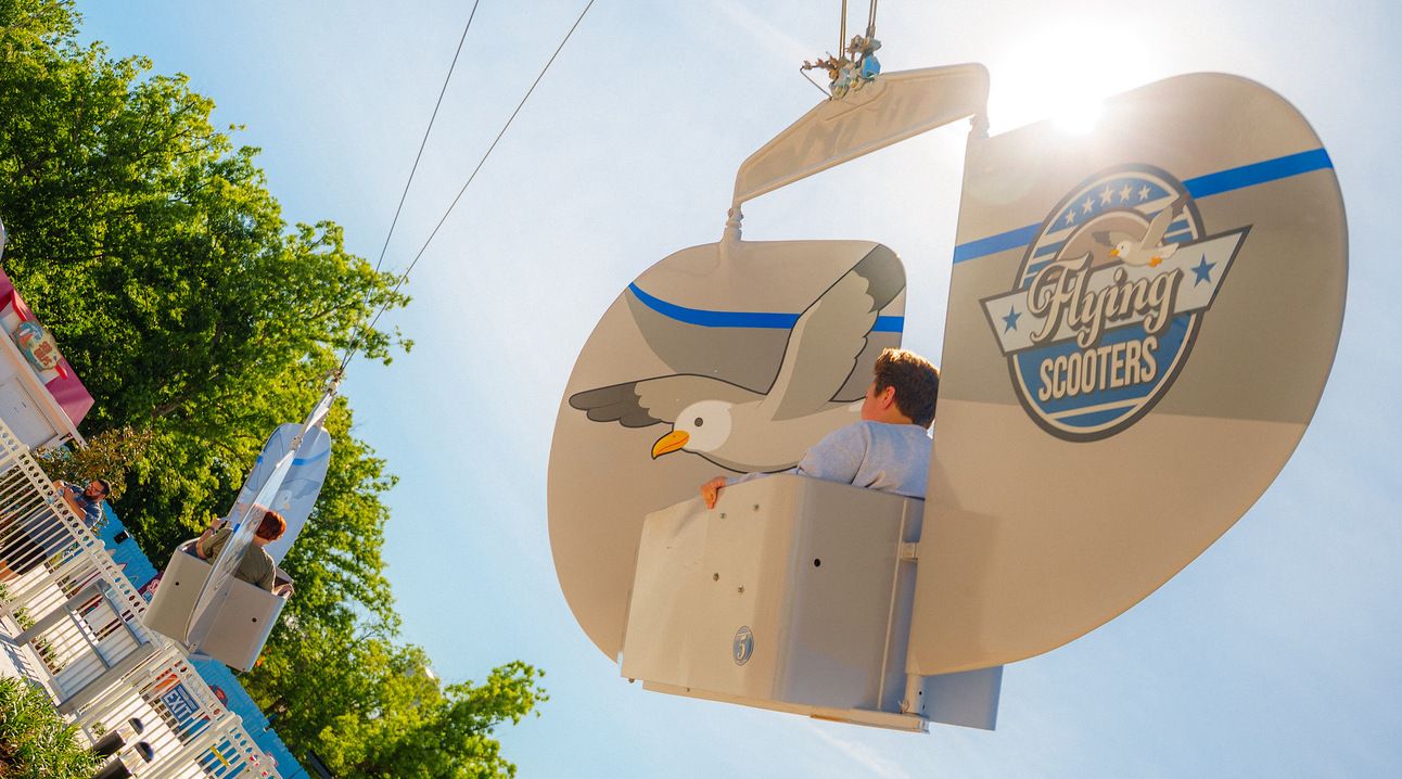 Six Flags Great Adventure - Flying Scooters
