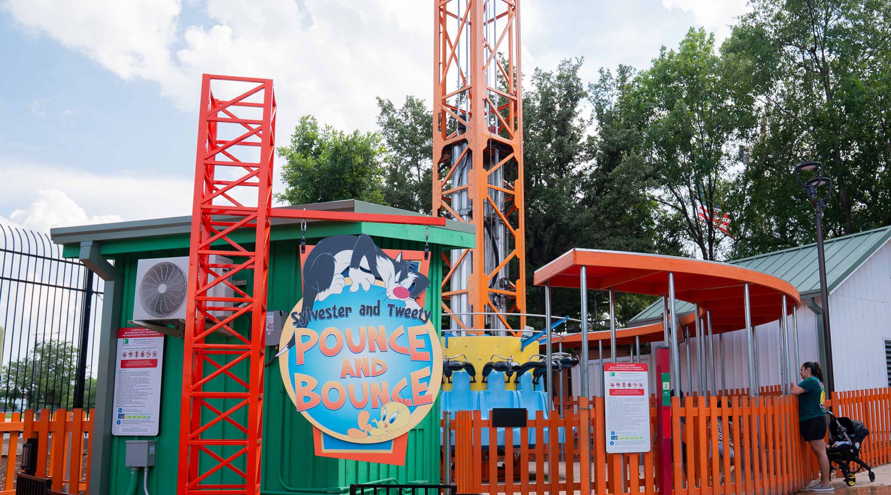 Six Flags Over Texas - Sylvester and Tweety Pounce and Bounce
