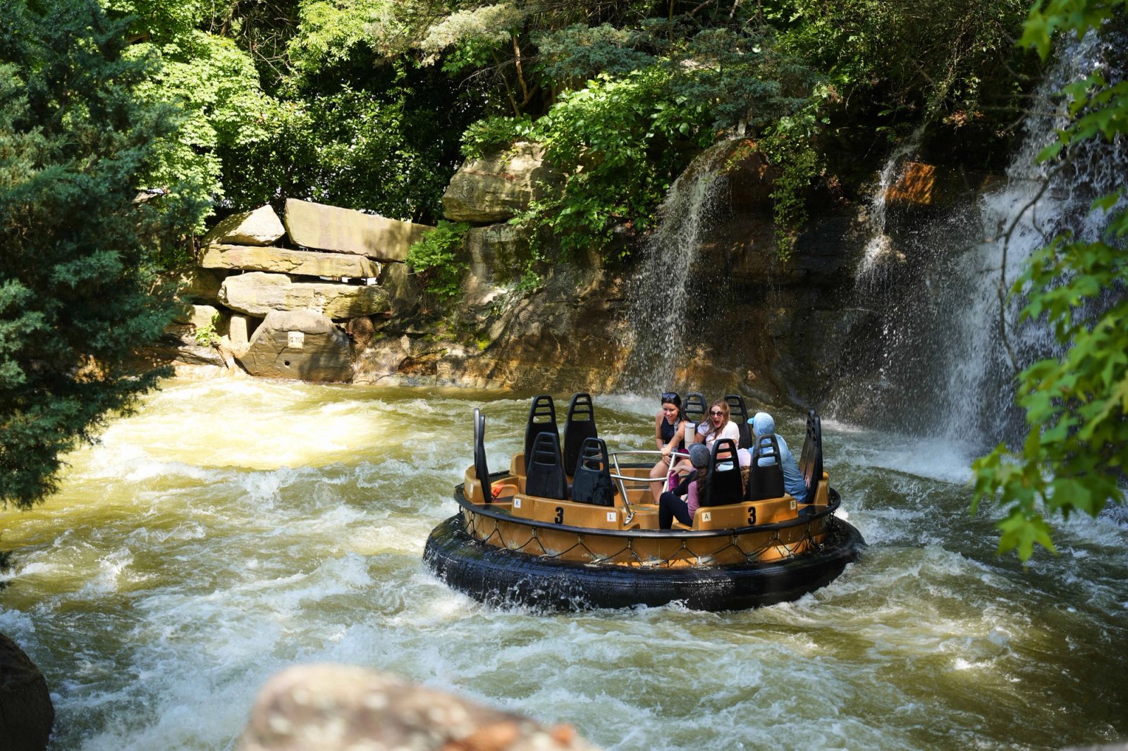 Theme Parks Near Atlanta, GA: Ranked by Wait Times