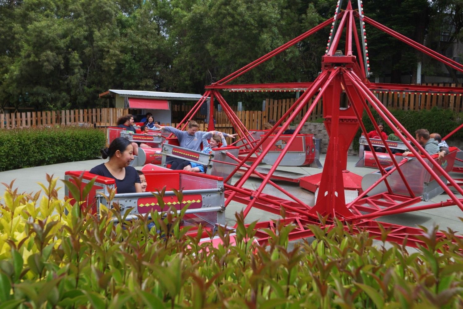 Best Rides at Six Flags Discovery Kingdom: Ranked by Wait Time Data at Six Flags Discovery Kingdom