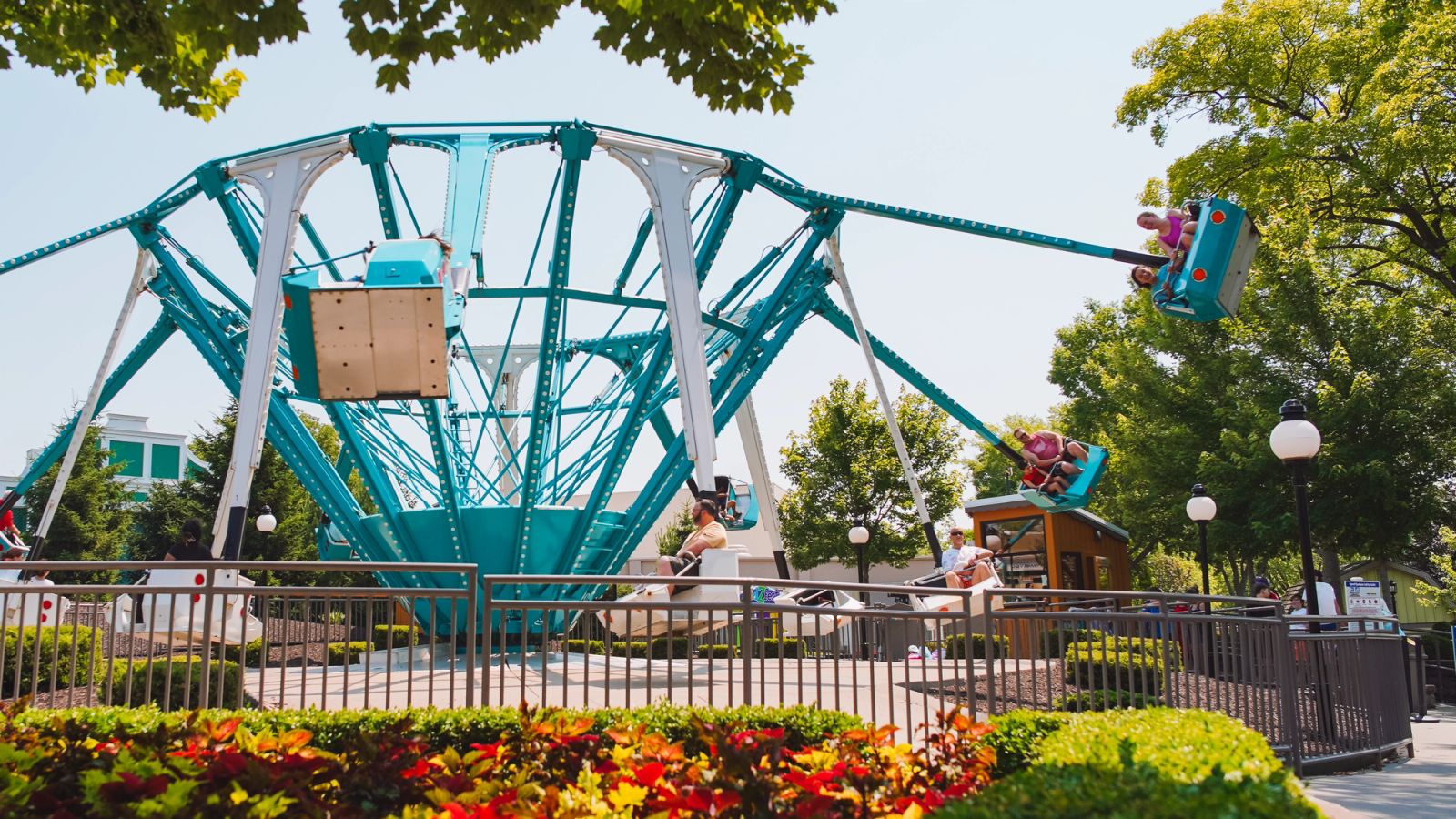 Best Time to Visit Worlds of Fun in August at Worlds of Fun