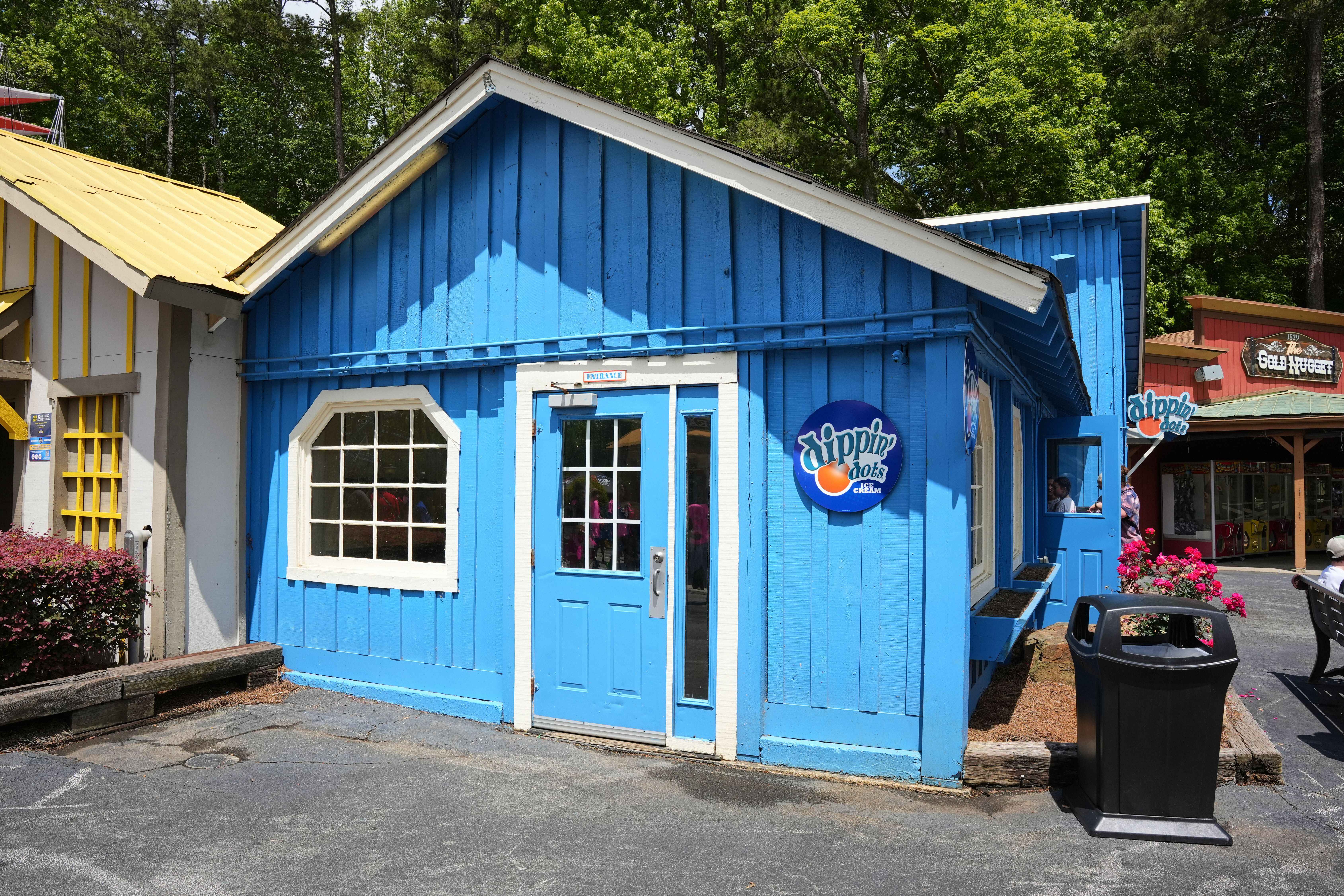 Six Flags Over Georgia - Lickskillet Ice Cream