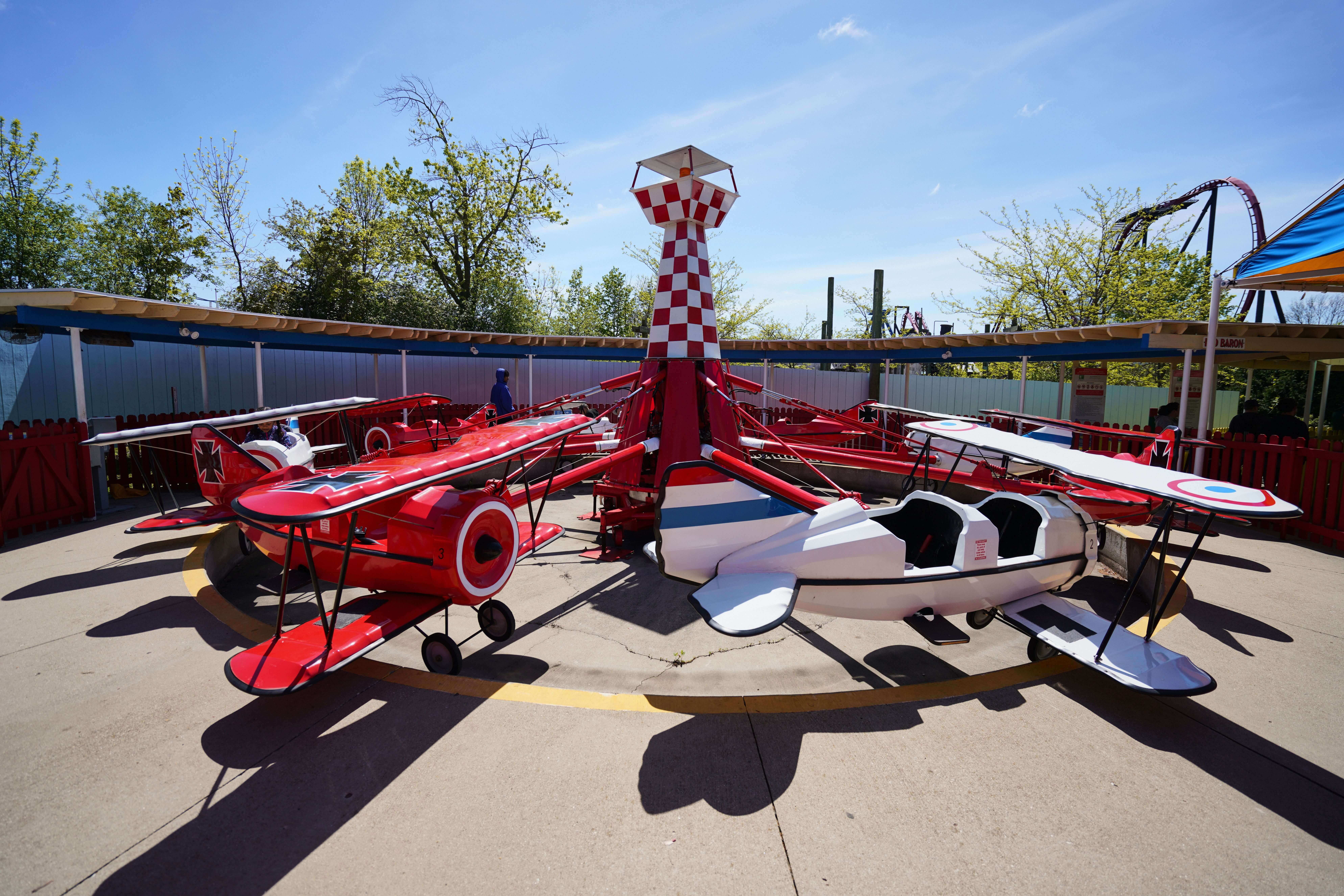 Six Flags Great America - Red Baron