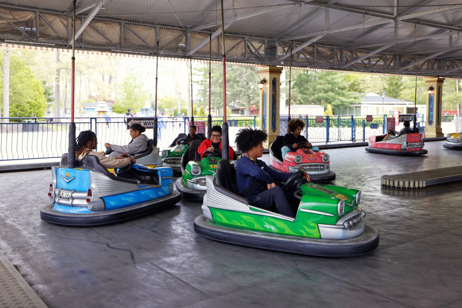 Best Time to Visit Six Flags Great Adventure in August at Six Flags Great Adventure