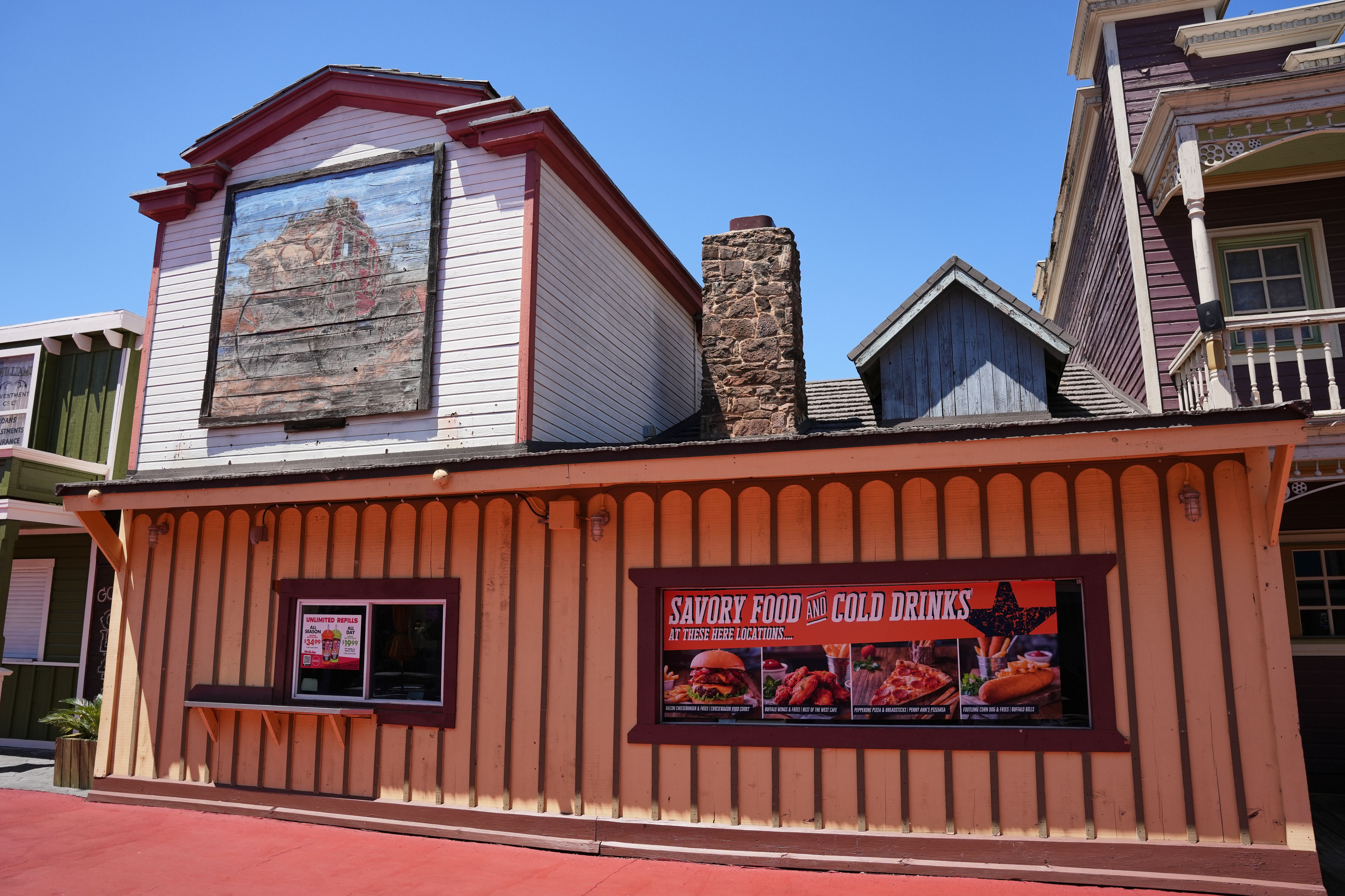 Six Flags Frontier City - Main Street Corner Dippin' Dots