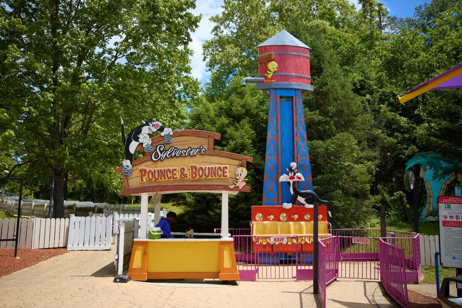 Optimal Route at Six Flags Magic Mountain: A Data-Driven Touring Plan at Six Flags Magic Mountain