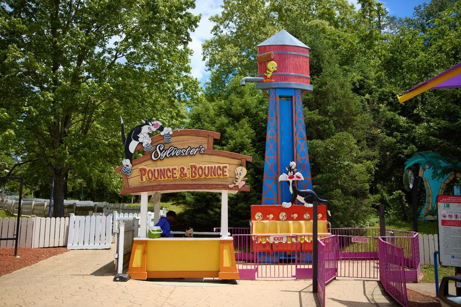 Optimal Route at Six Flags Magic Mountain: A Data-Driven Touring Plan at Six Flags Magic Mountain
