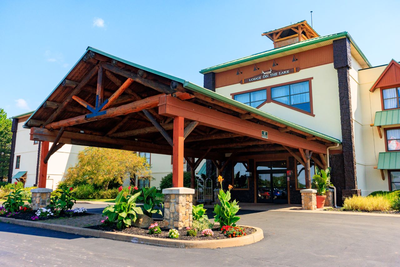 Six Flags Darien Lake Hotel & Campground | Six Flags Darien Lake Hotel & Campground - Main photo