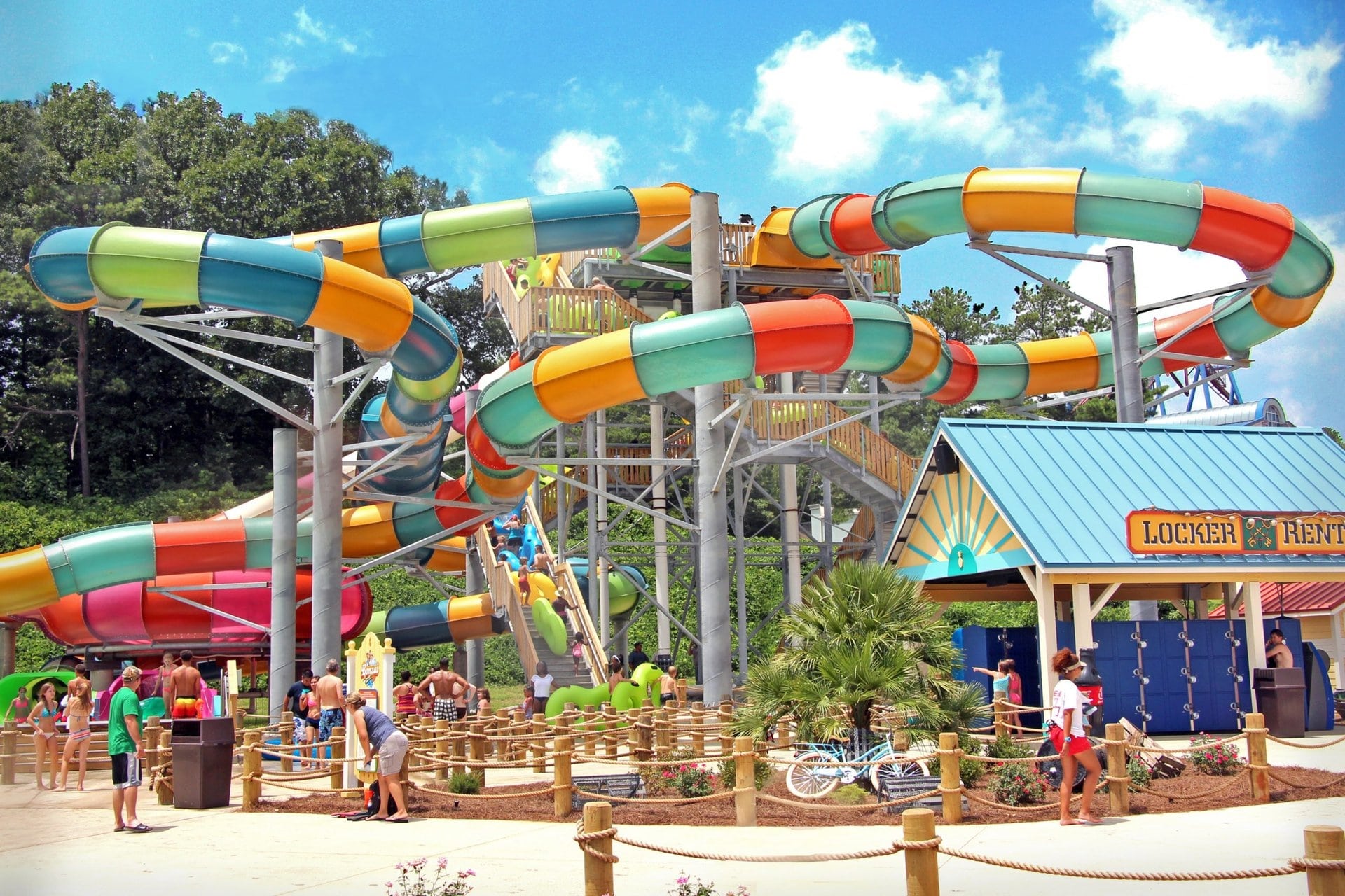 Six Flags Over Georgia - Bonzai Pipelines
