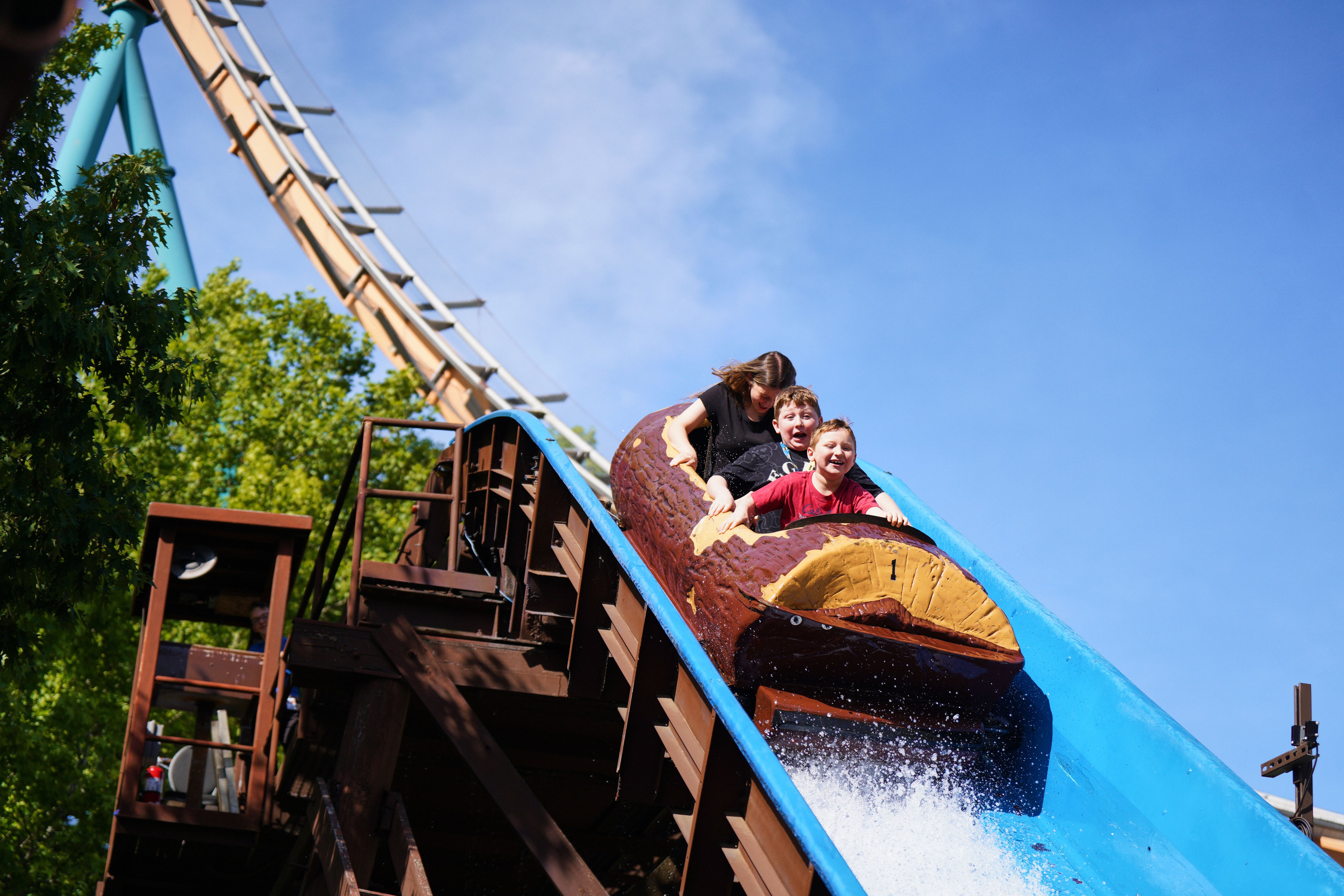 Six Flags Over Georgia - Log Jamboree