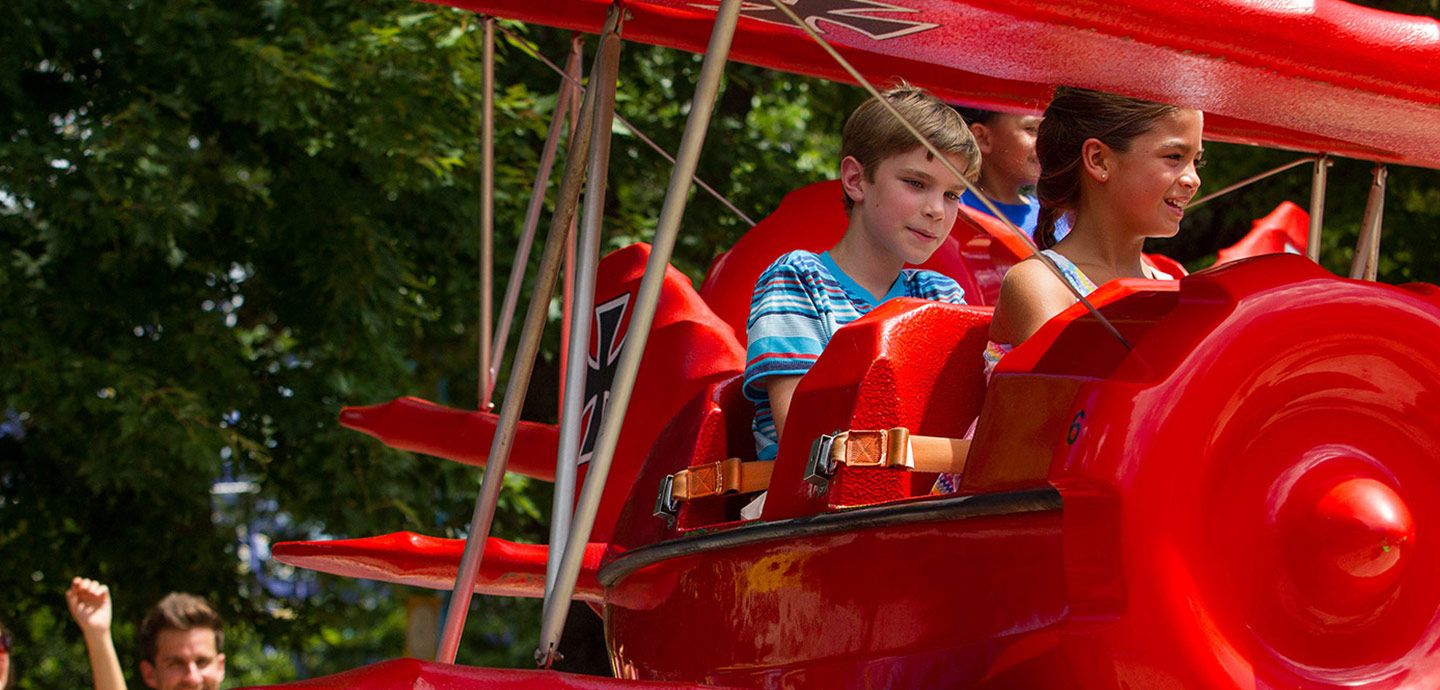 Carowinds - Snoopy vs. Red Baron