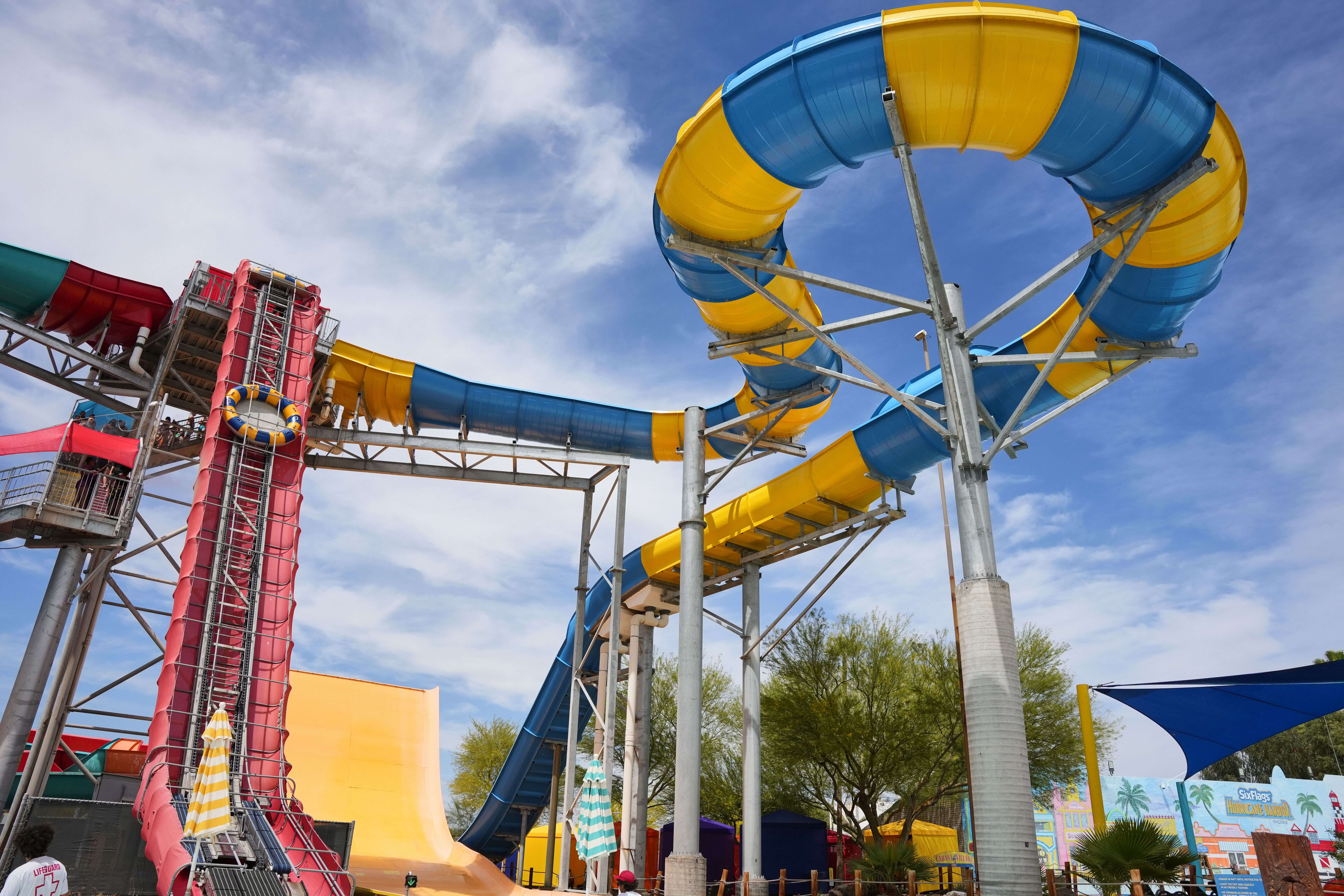 アトラクションズ ATTRACTIONS Attractions | Hurricane Harbor, Phoenix