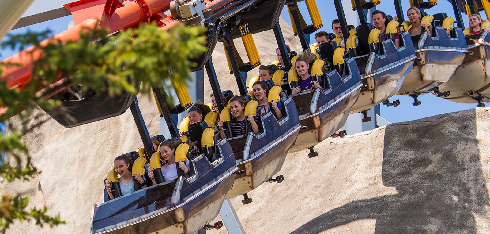 Skip the Line at Canada's Wonderland: Fast Lane & Free Tricks at Canada's Wonderland