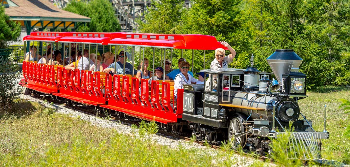 Michigan's Adventure - Winky the Whale | Ride | Michigan's Adventure