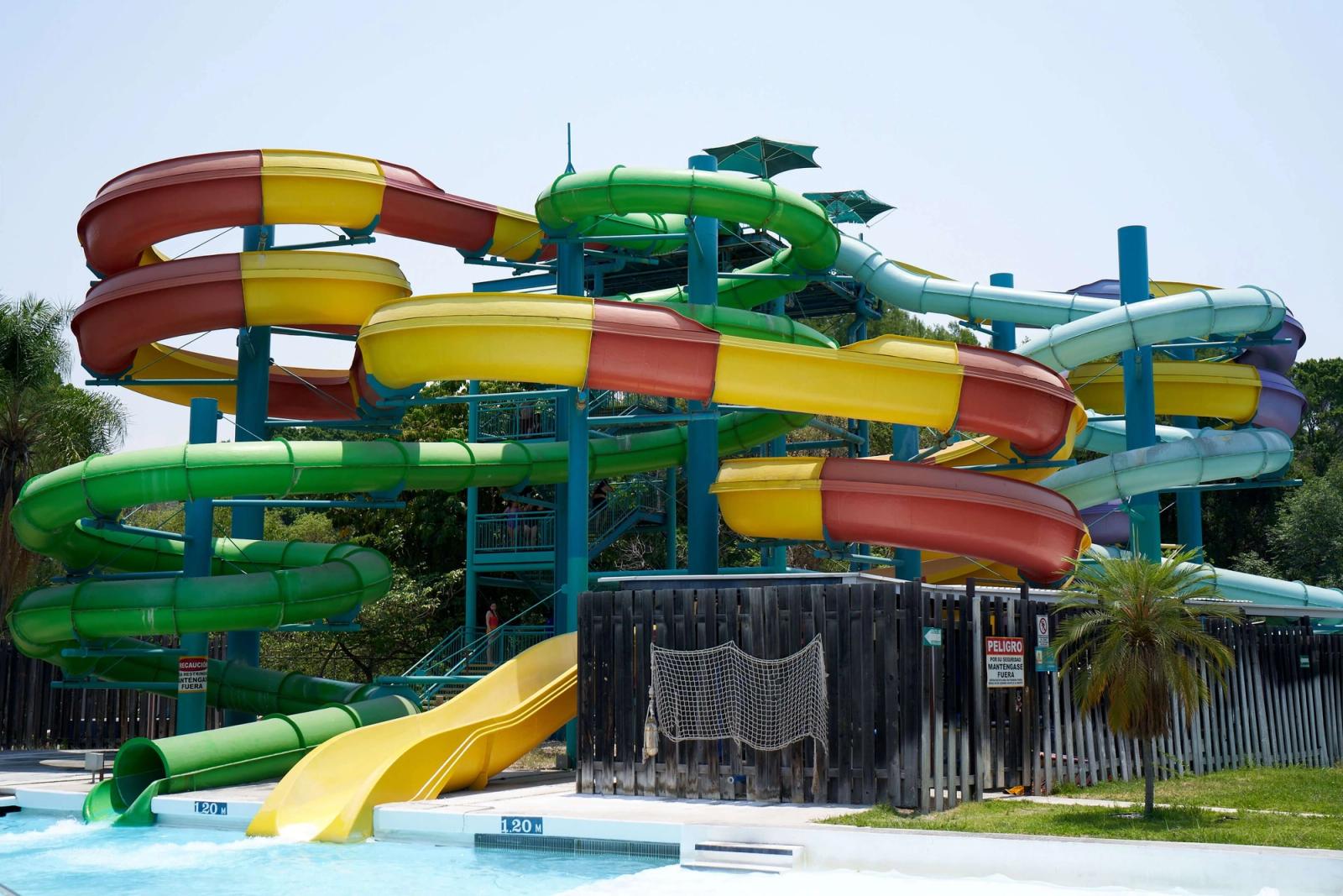 Best Rides at Hurricane Harbor Oaxtepec (2026) at Six Flags Hurricane Harbor Oaxtepec