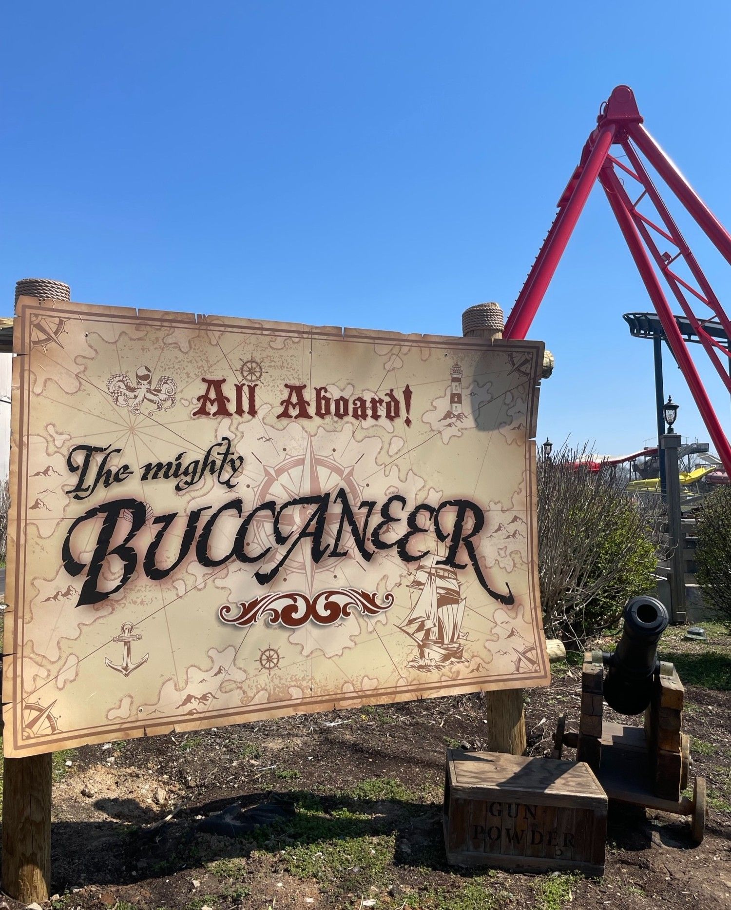 Six Flags St. Louis - The Buccaneer | Ride | Six Flags St. Louis